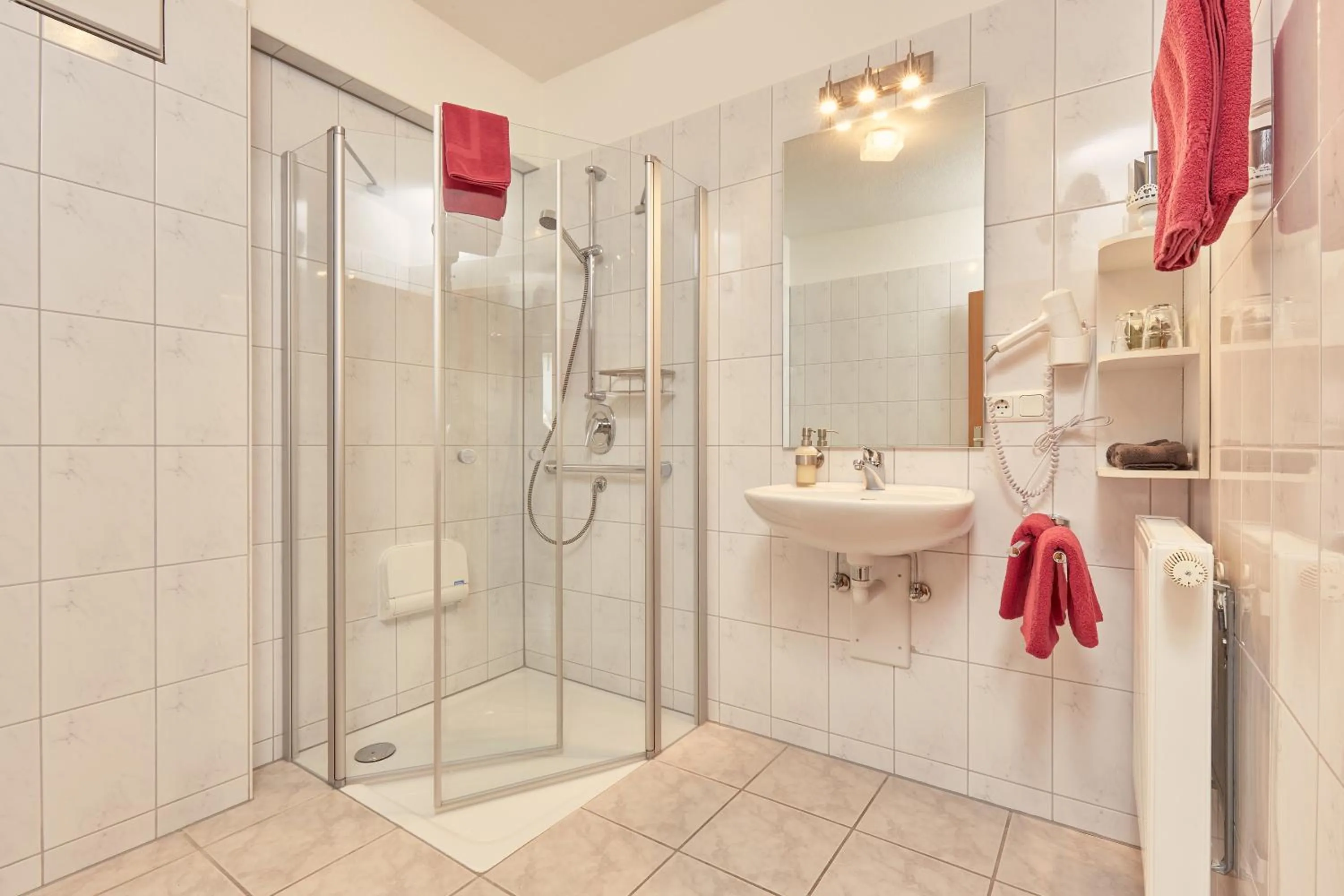 Bathroom in Hotel-Krone-Lounge