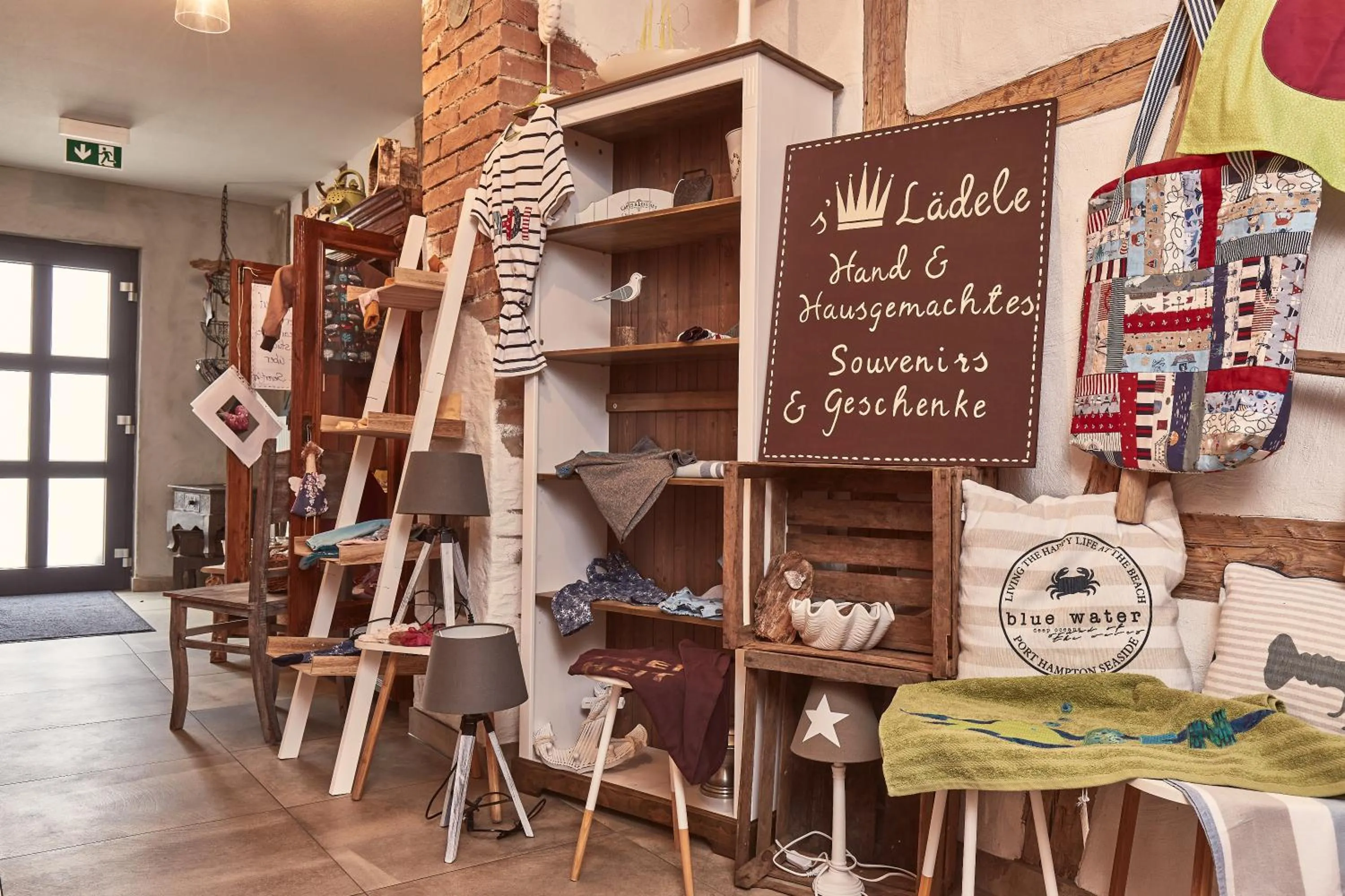 On-site shops in Hotel-Krone-Lounge