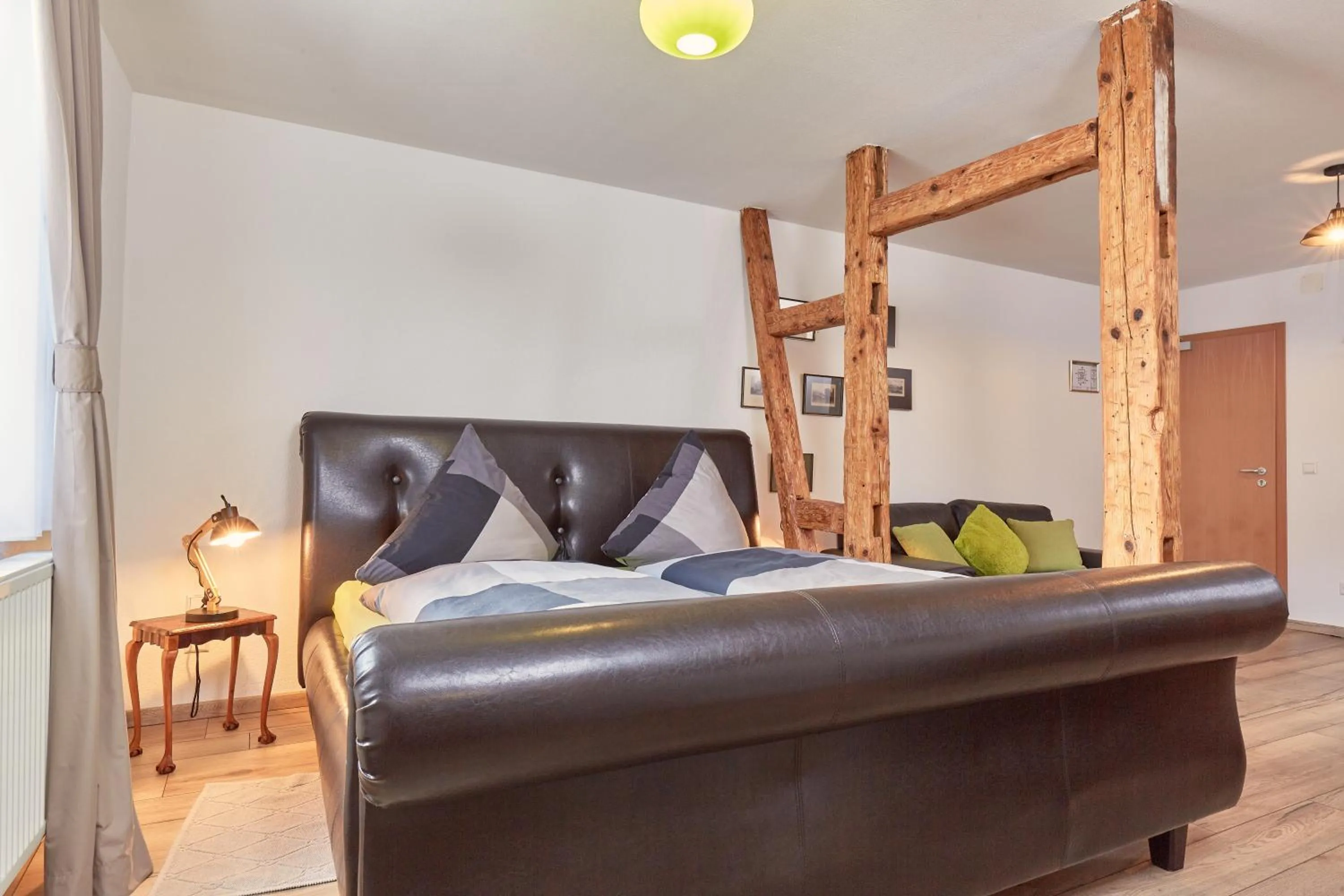 Photo of the whole room, Bed in Hotel-Krone-Lounge