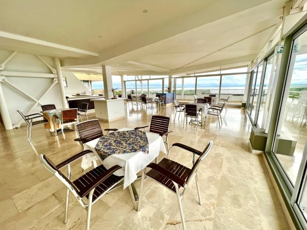 Restaurant/places to eat in PlazaMar Pacifico Hotel