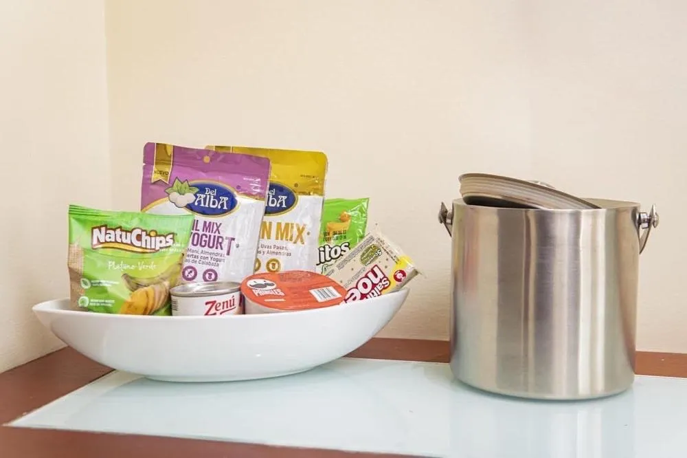 oven in PlazaMar Pacifico Hotel