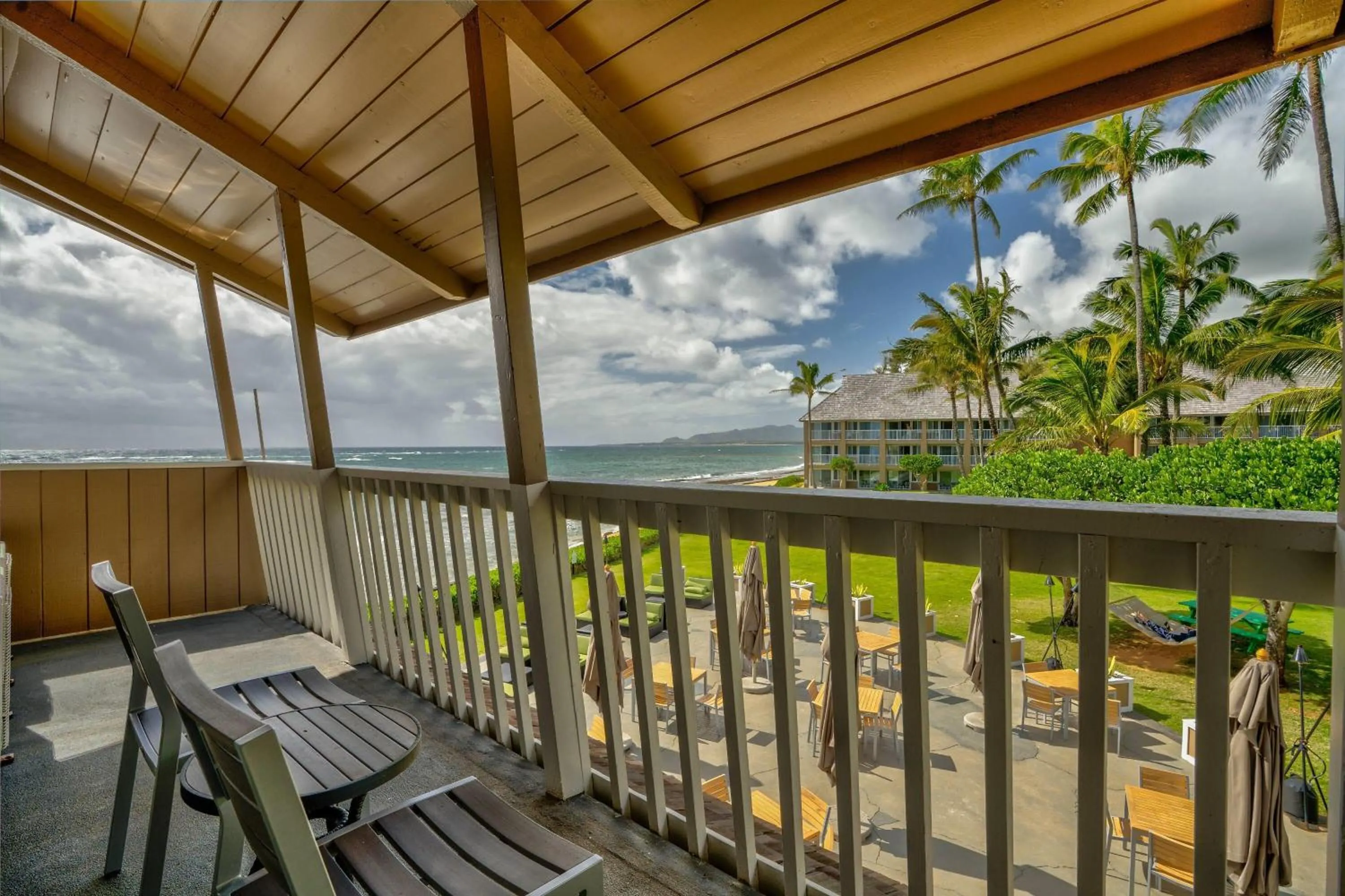 Photo of the whole room in THE ISO HOTEL, Trademark Collection by Wyndham