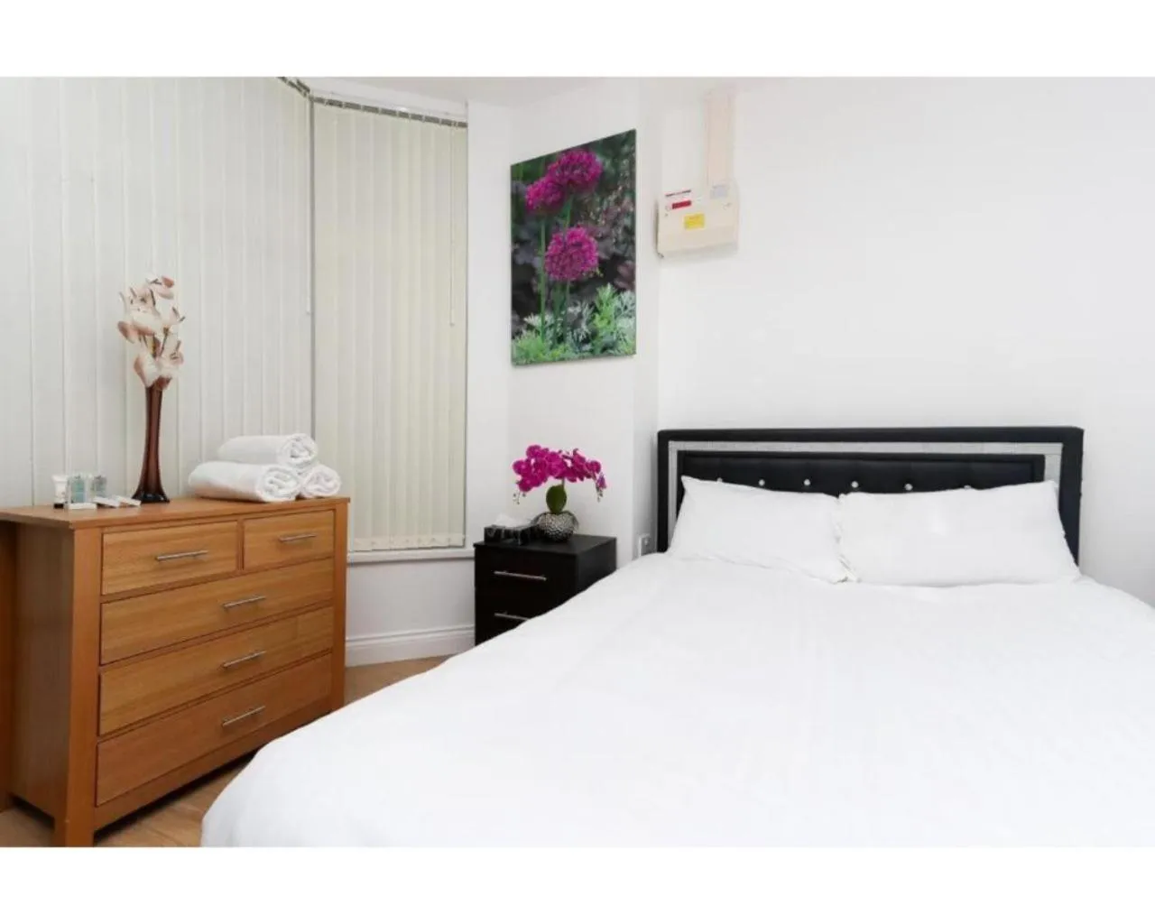 Bedroom in Balmain Apartments