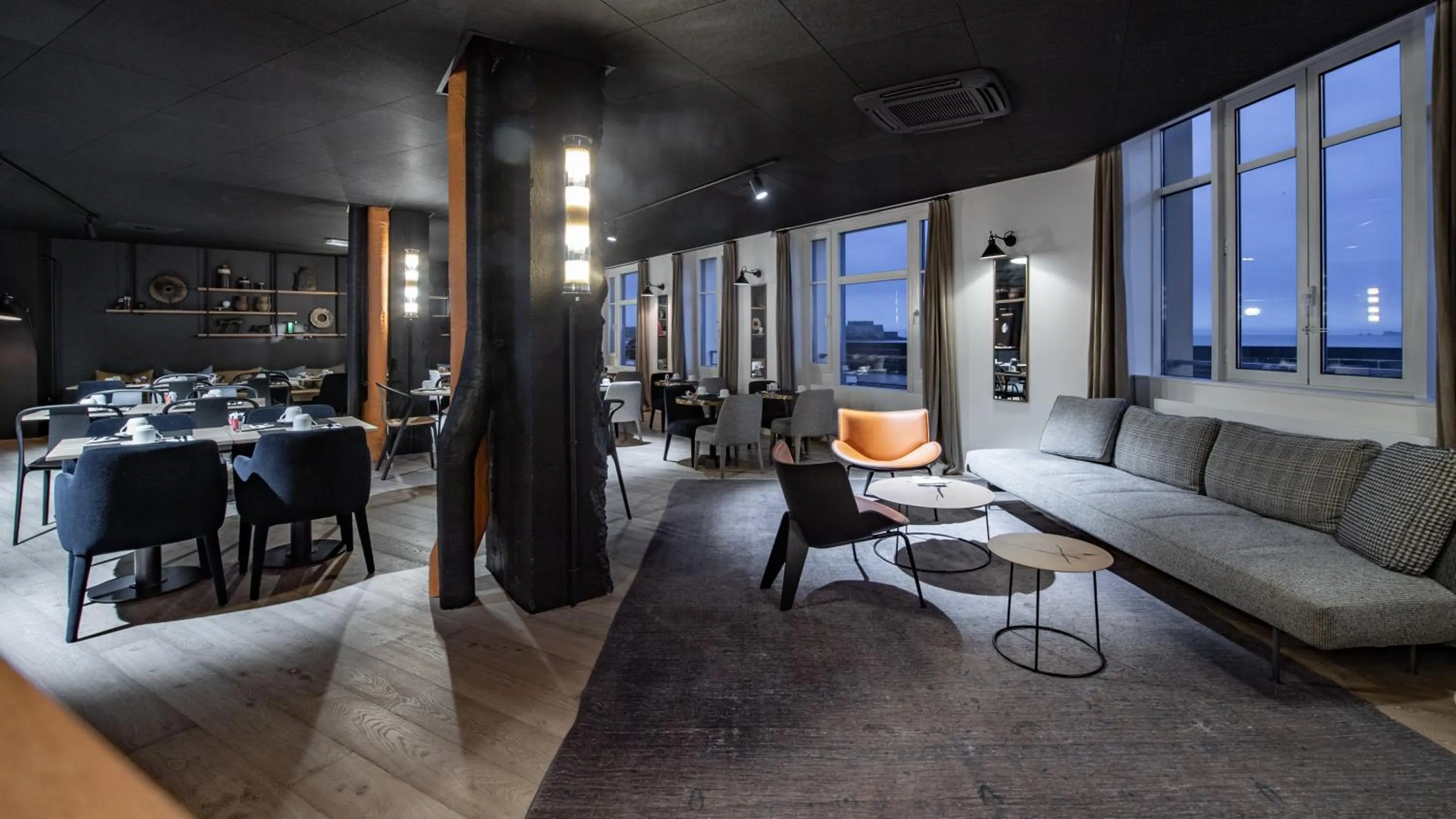 Restaurant/places to eat in Mercure St Malo Front de Mer