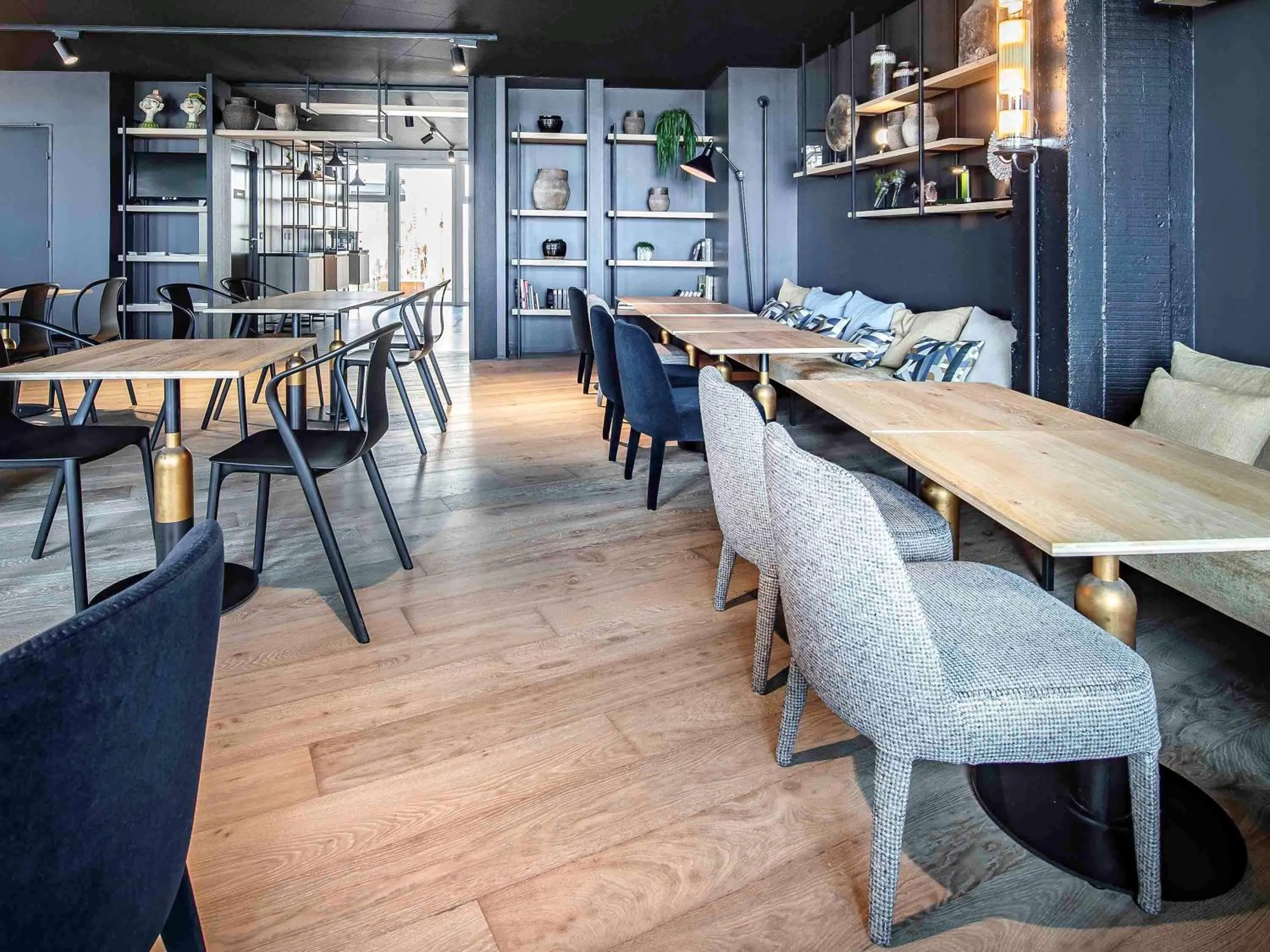 Restaurant/places to eat in Mercure St Malo Front de Mer