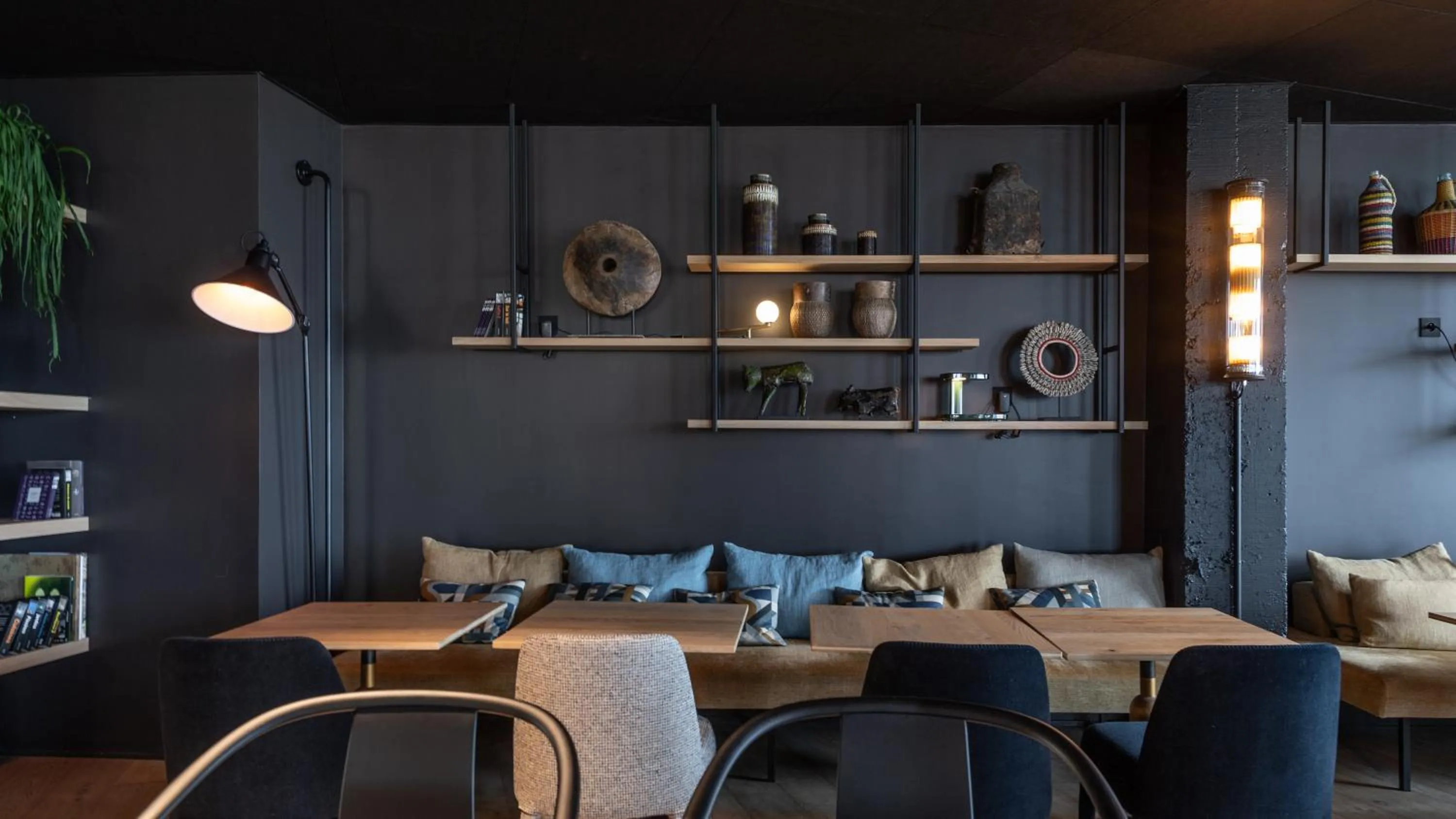 Restaurant/places to eat in Mercure St Malo Front de Mer