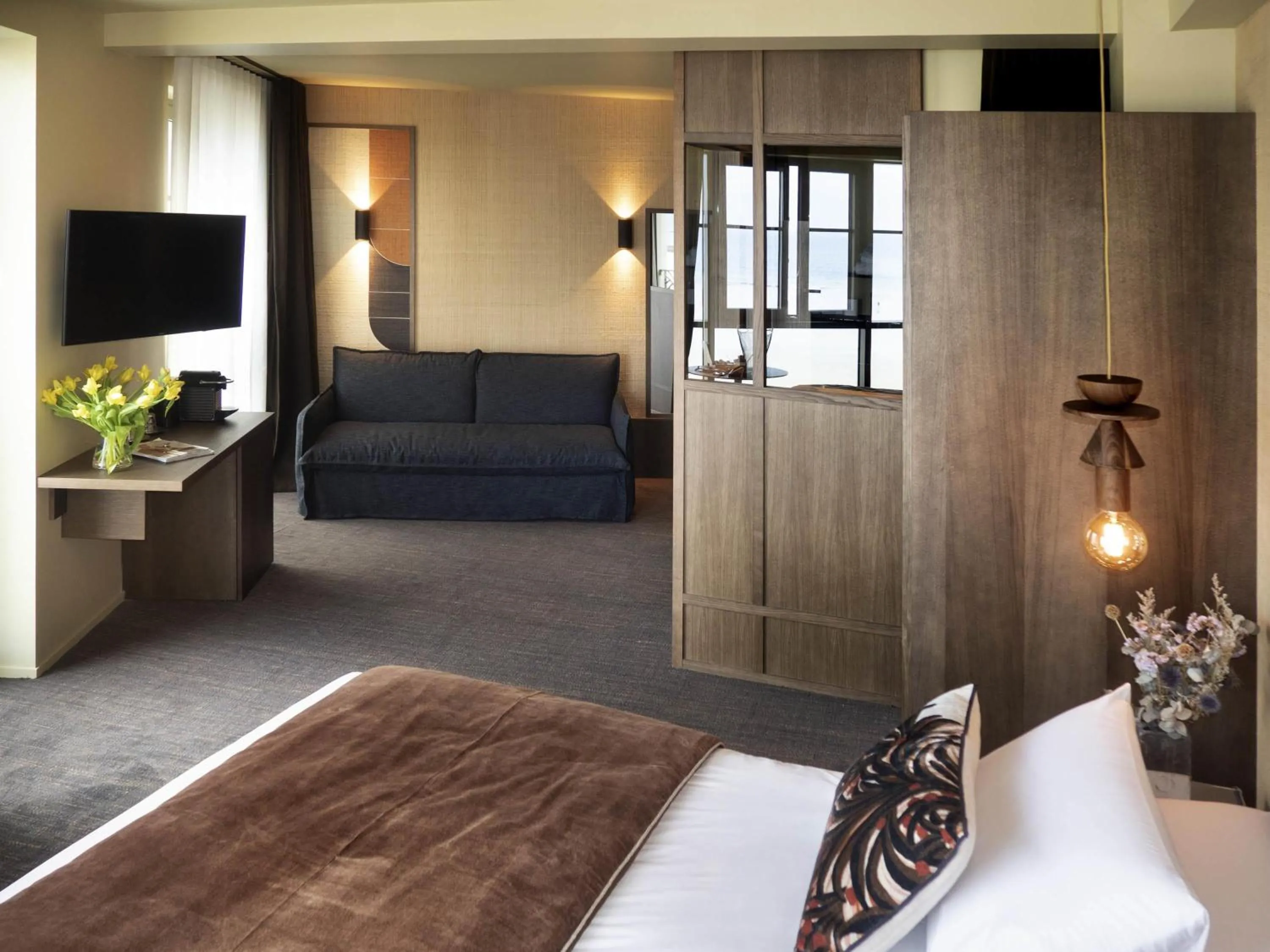 Photo of the whole room, Bed in Mercure St Malo Front de Mer