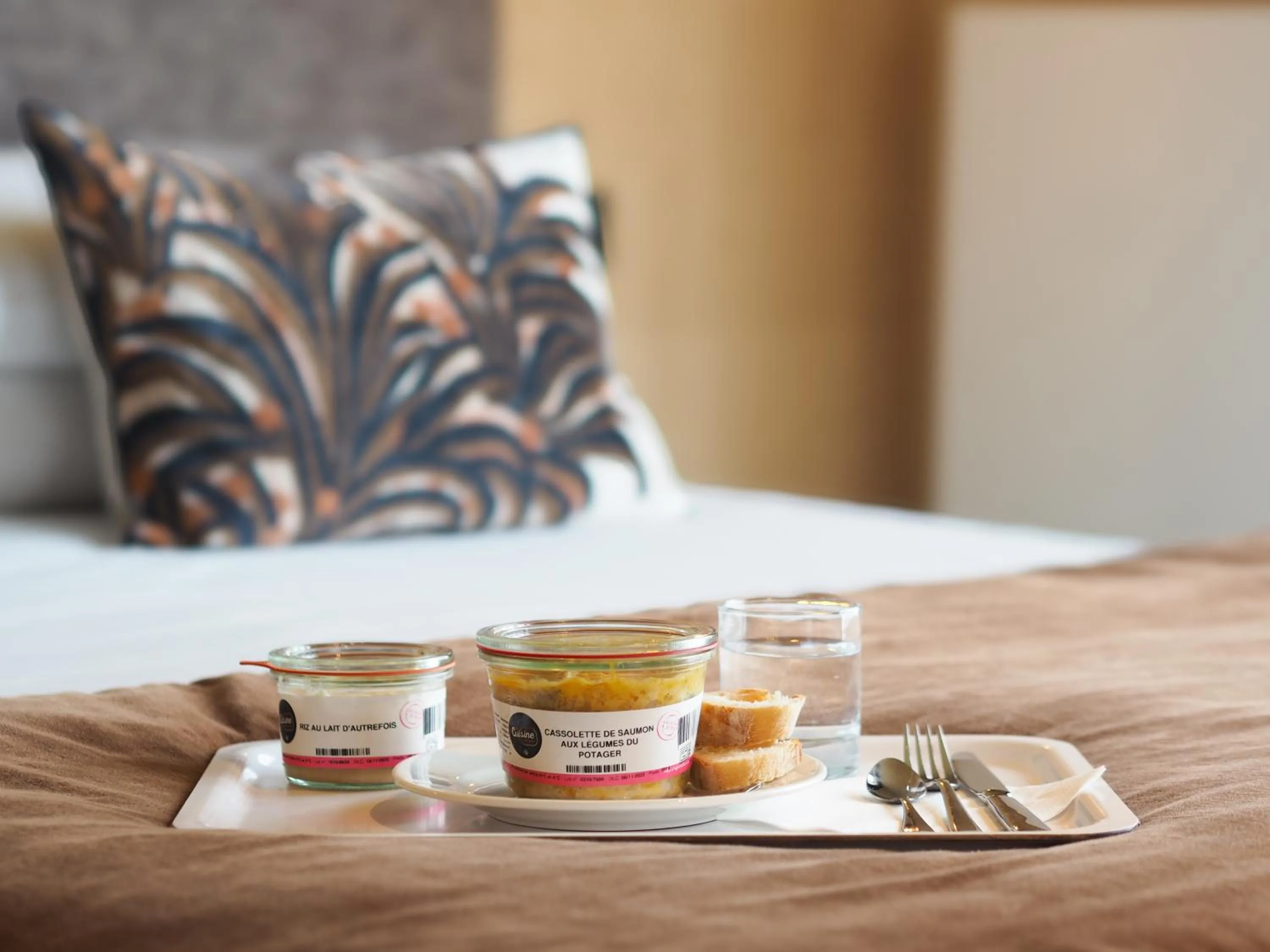 Restaurant/places to eat, Bed in Mercure St Malo Front de Mer