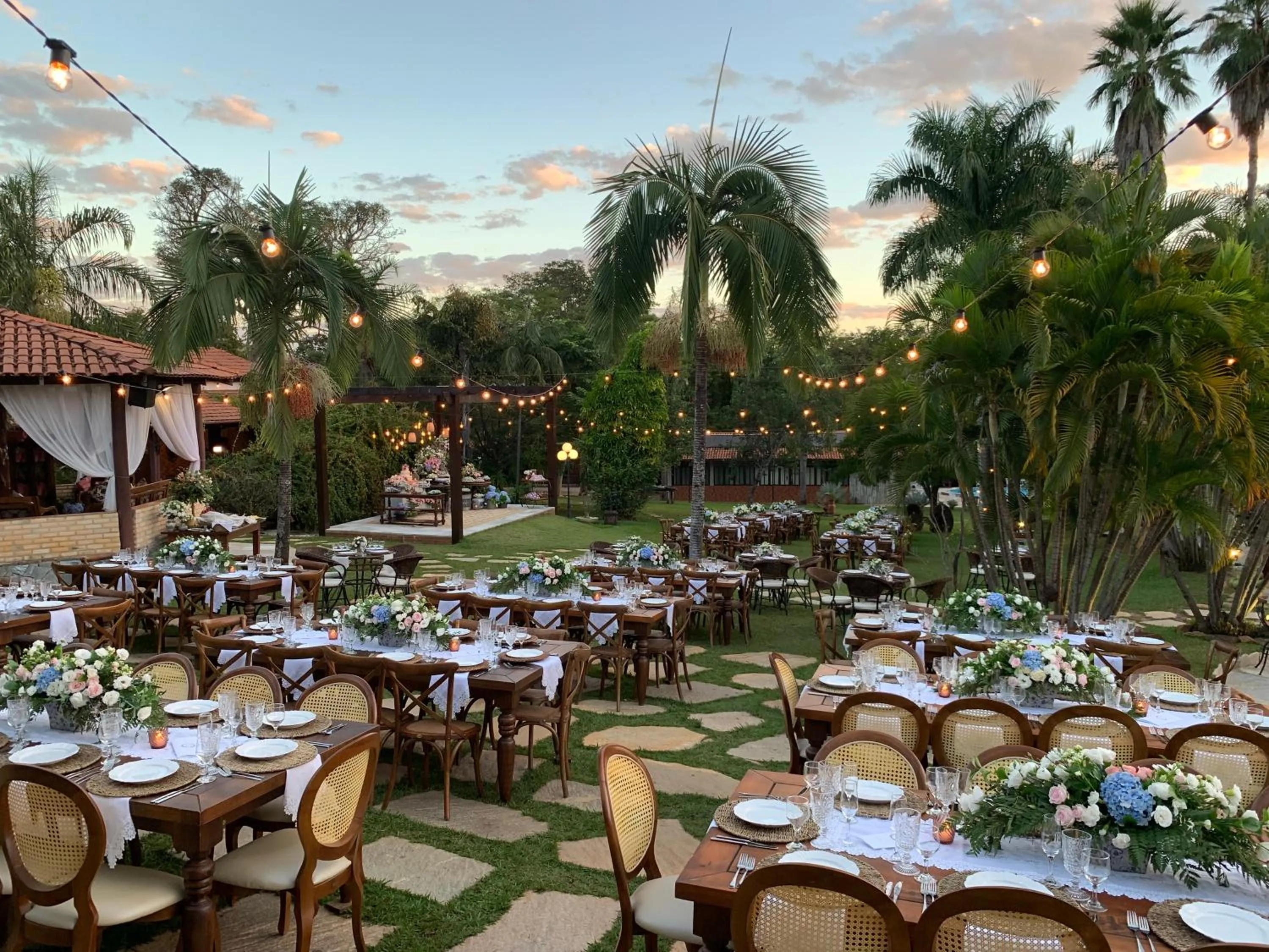 Restaurant/places to eat in Estalagem Alter Real