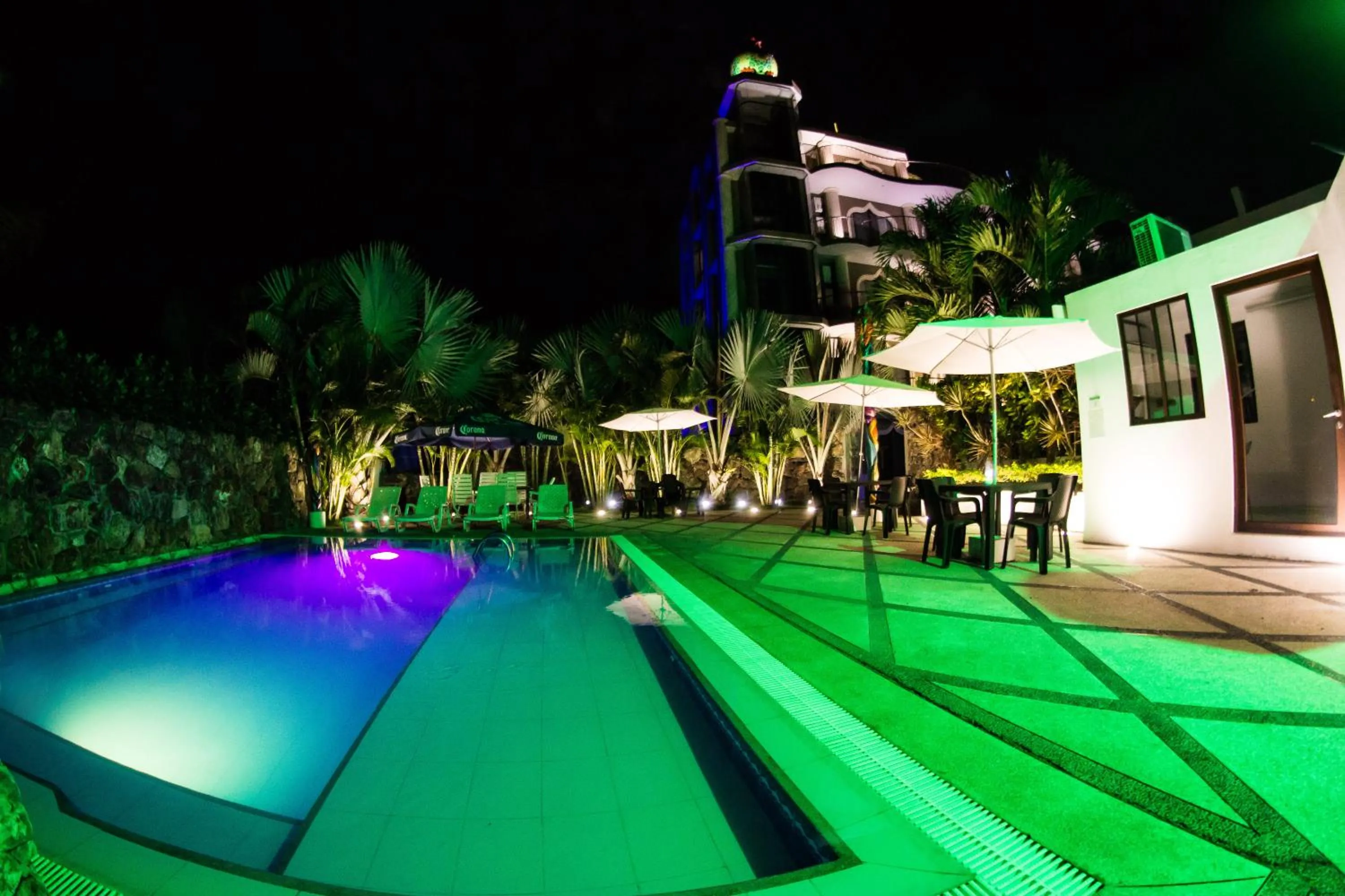 Swimming pool in Dharma Beach