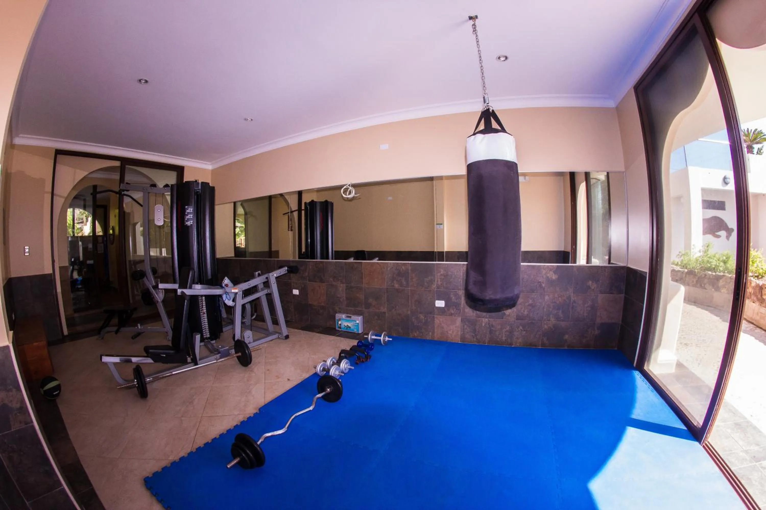 Fitness centre/facilities in Dharma Beach