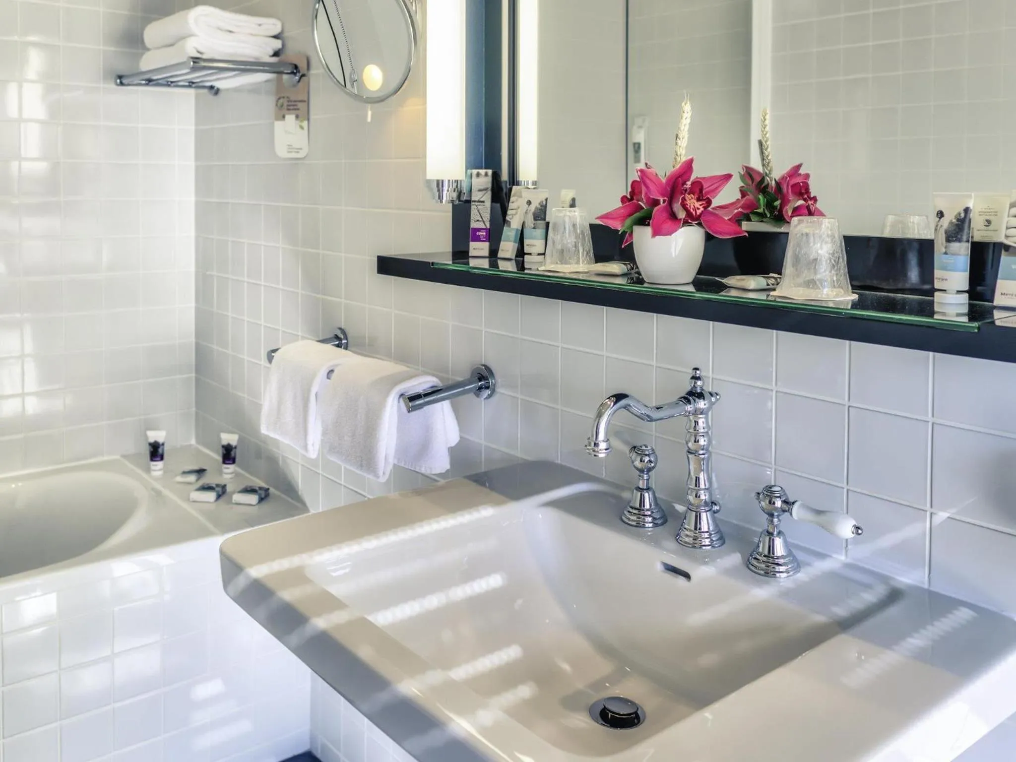 Bedroom in Hotel Plaza Biarritz Plage - Handwritten Collection