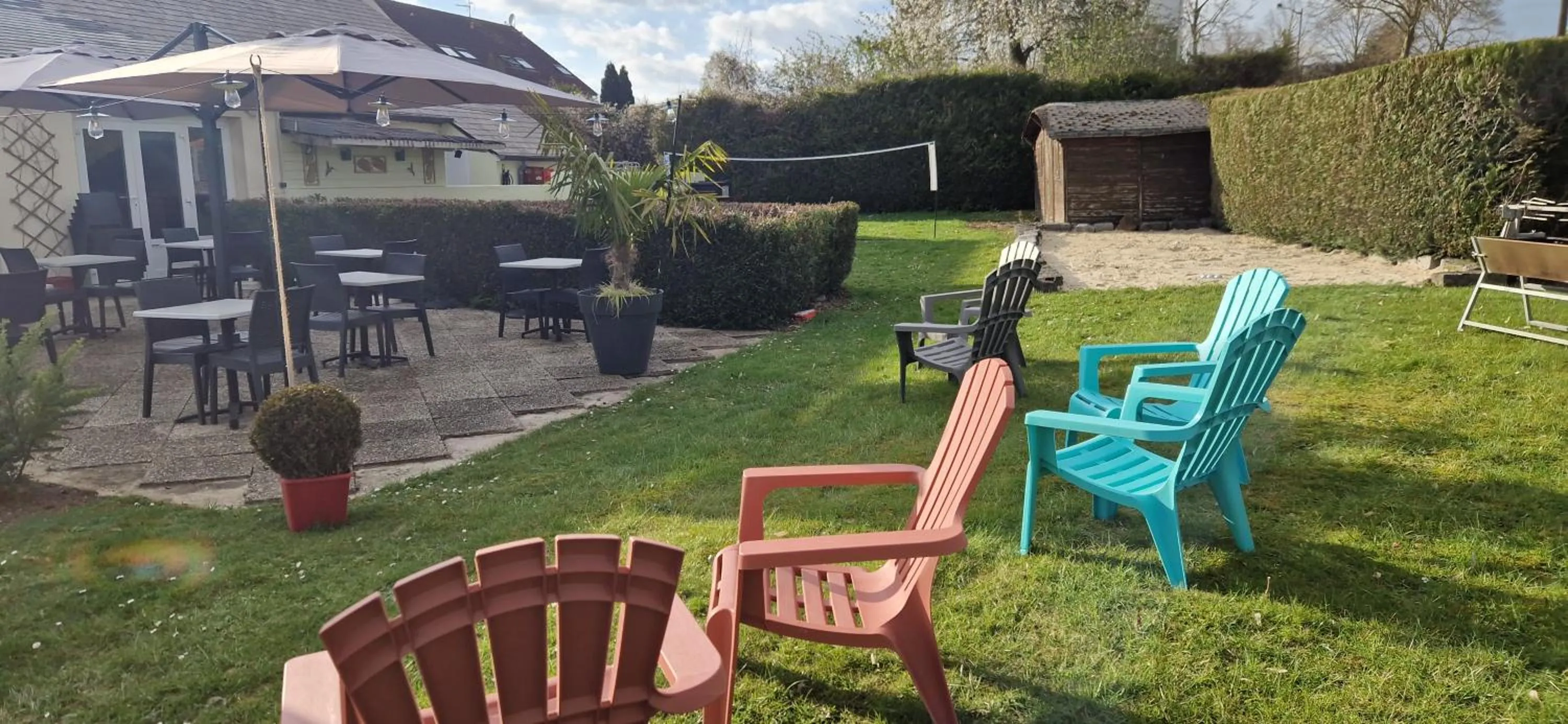 Patio in Campanile Saint Quentin