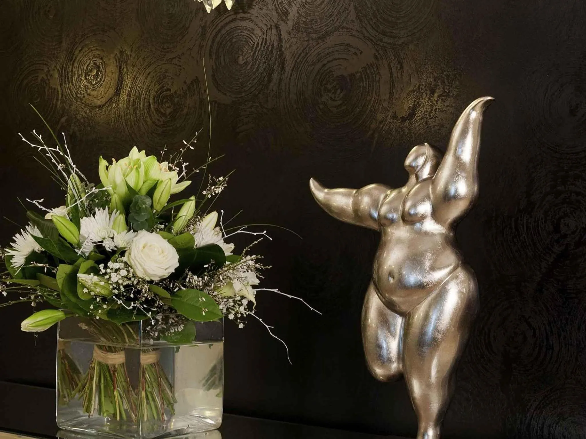 Lounge or bar in Mercure Paris Opéra Faubourg Montmartre