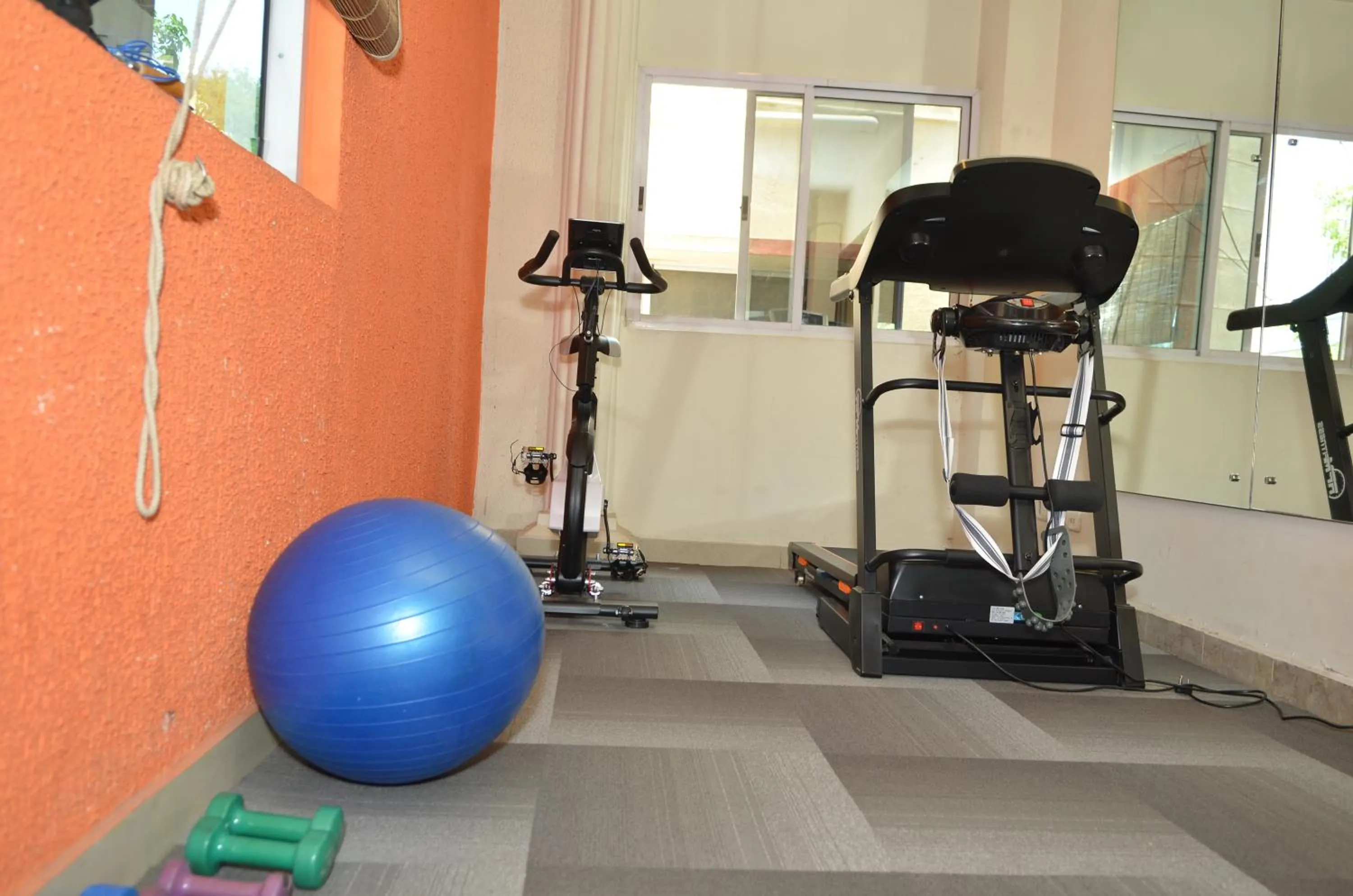 Fitness centre/facilities in Cubbon Suites