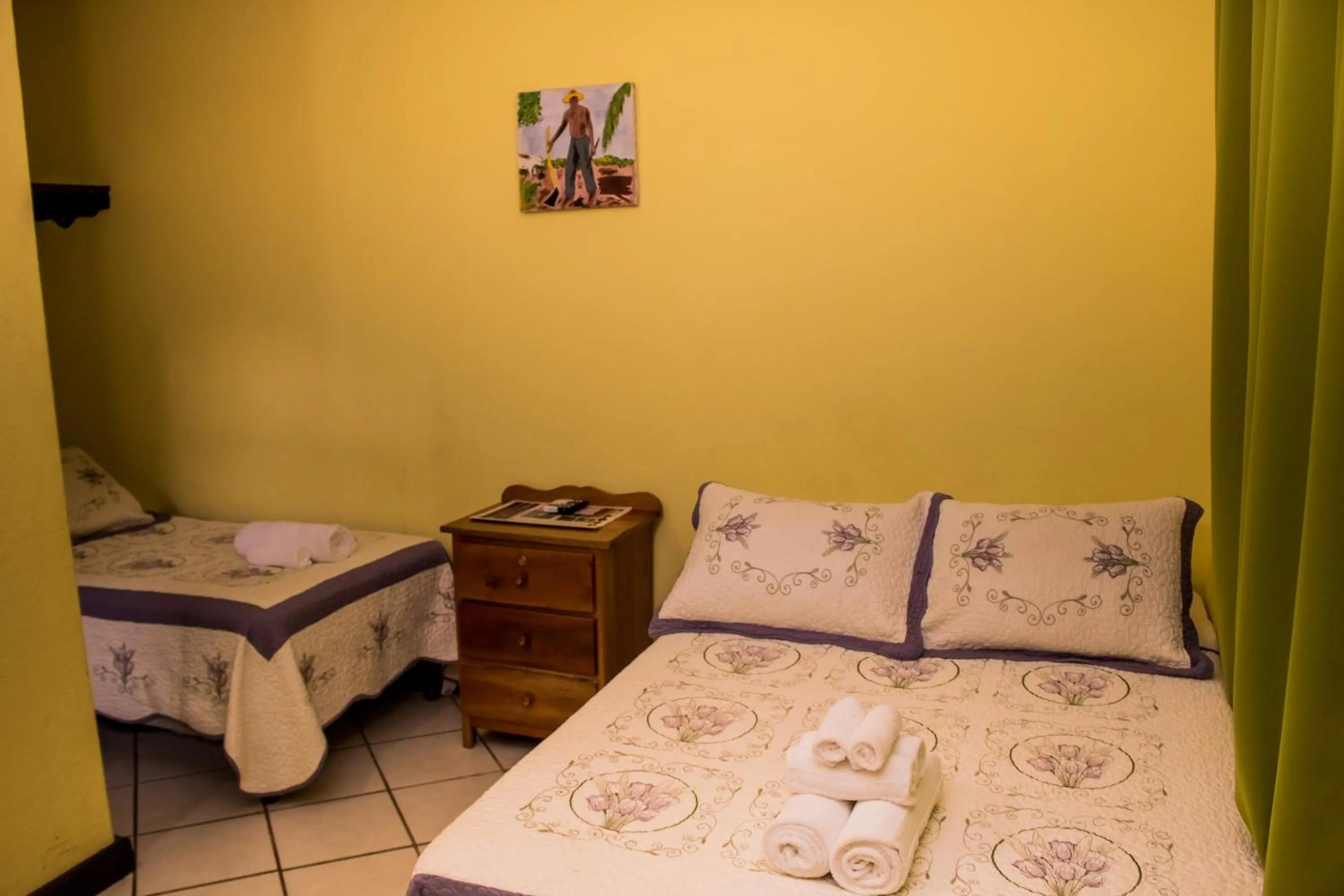 Bedroom, Bed in Serenade Hotel