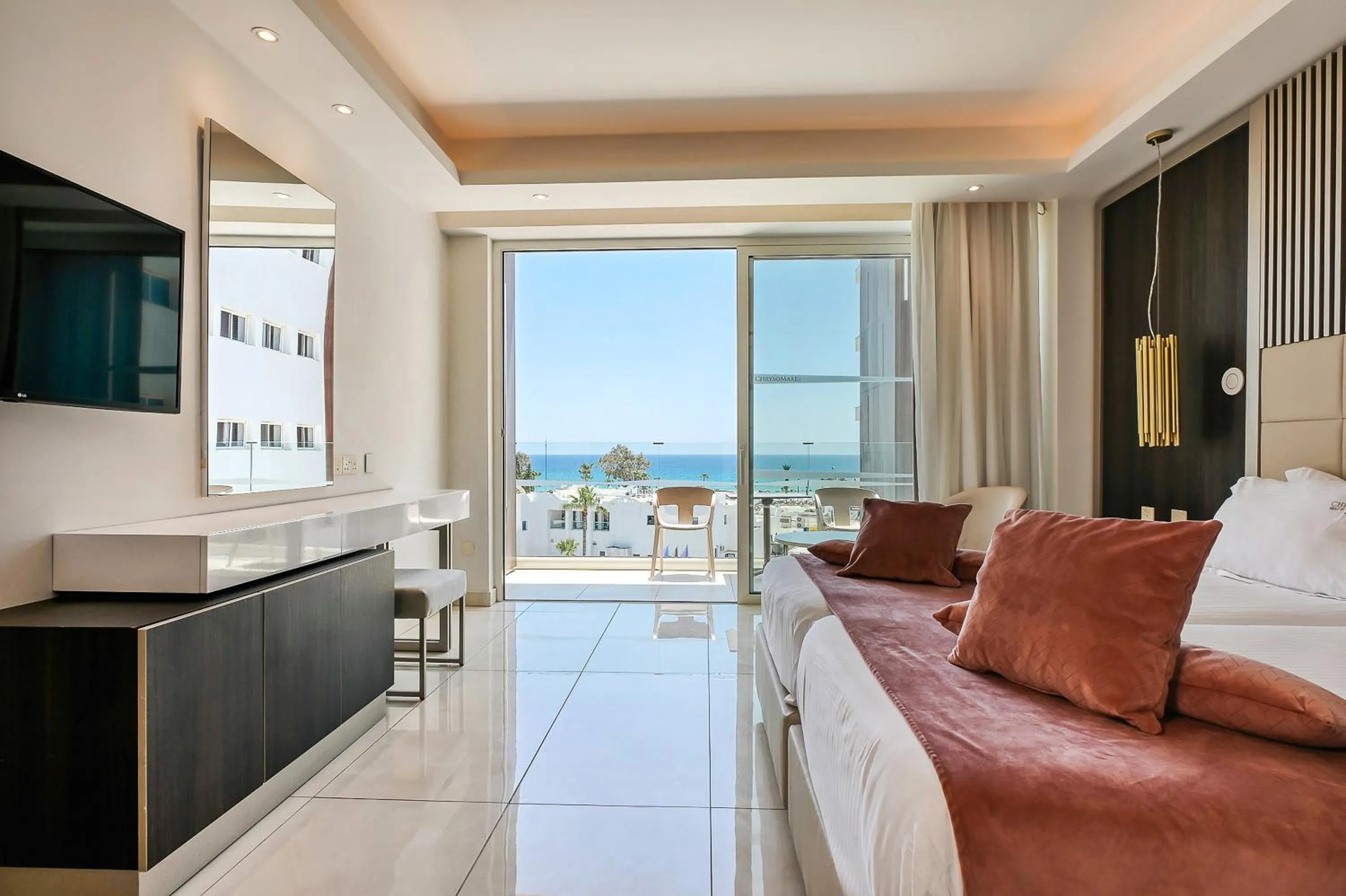 Chrysomare Beach Hotel & Resort