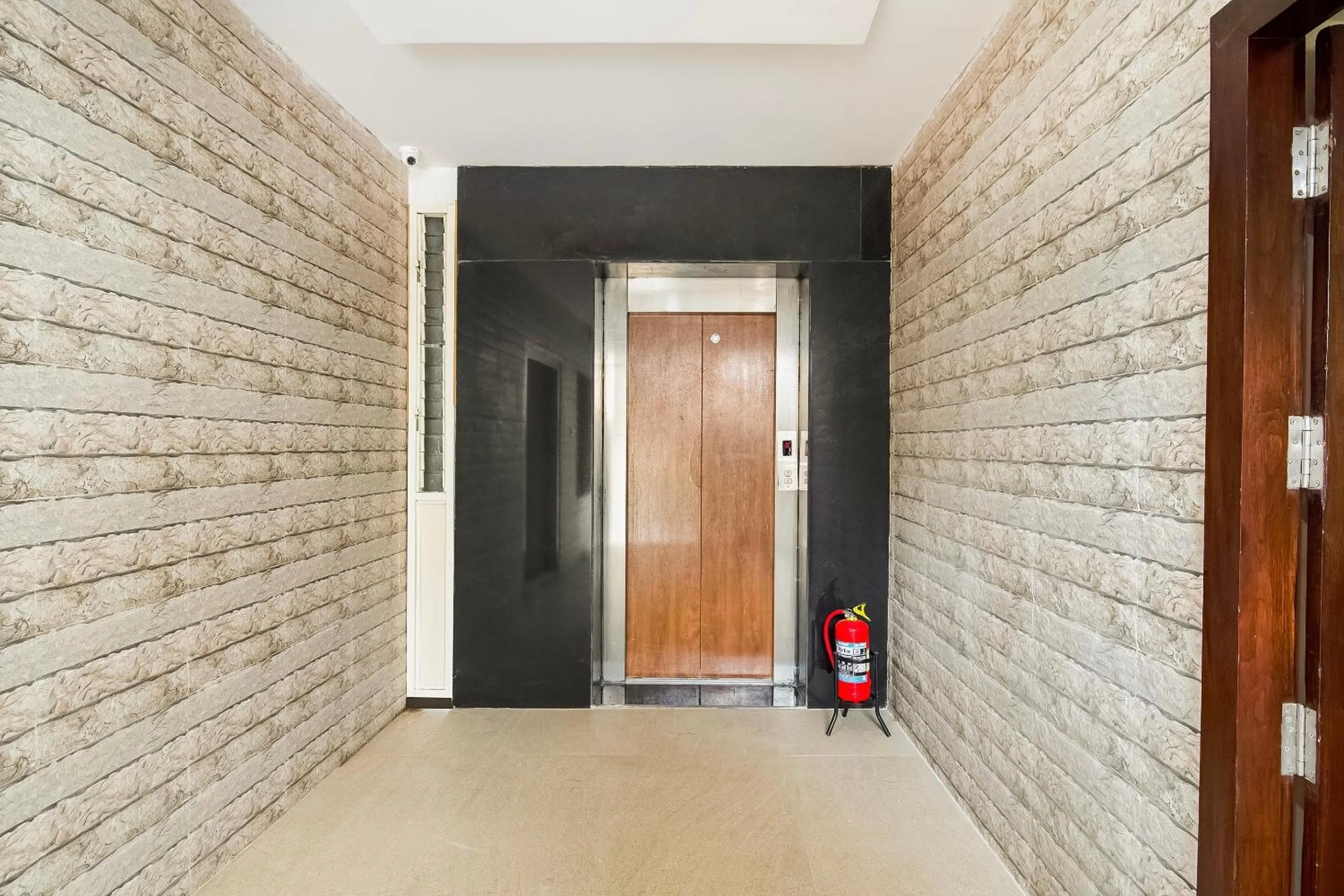 Lobby or reception in Super Capital O RR Towers by CJ