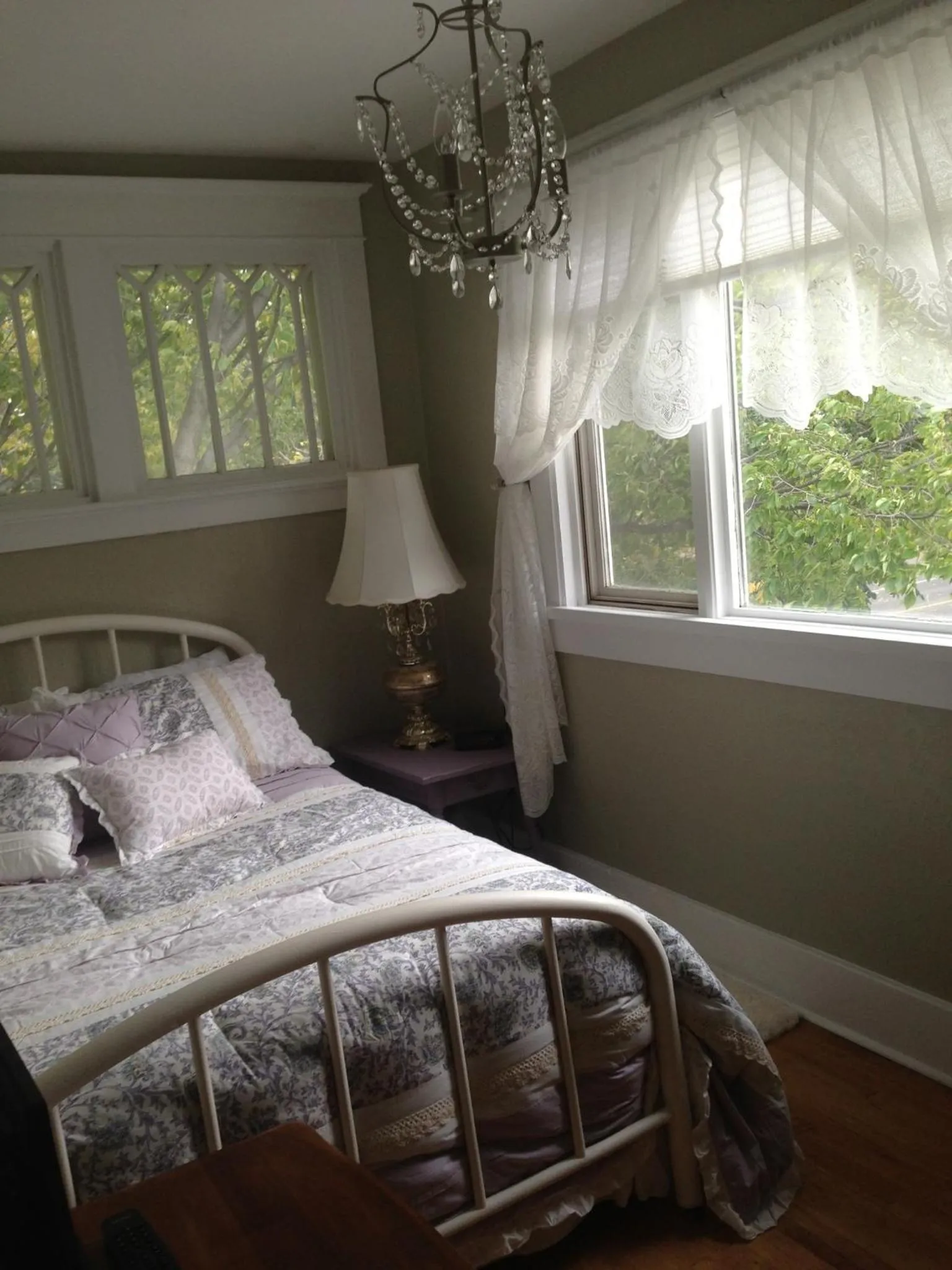 Bed in Charles Street Vacation Home