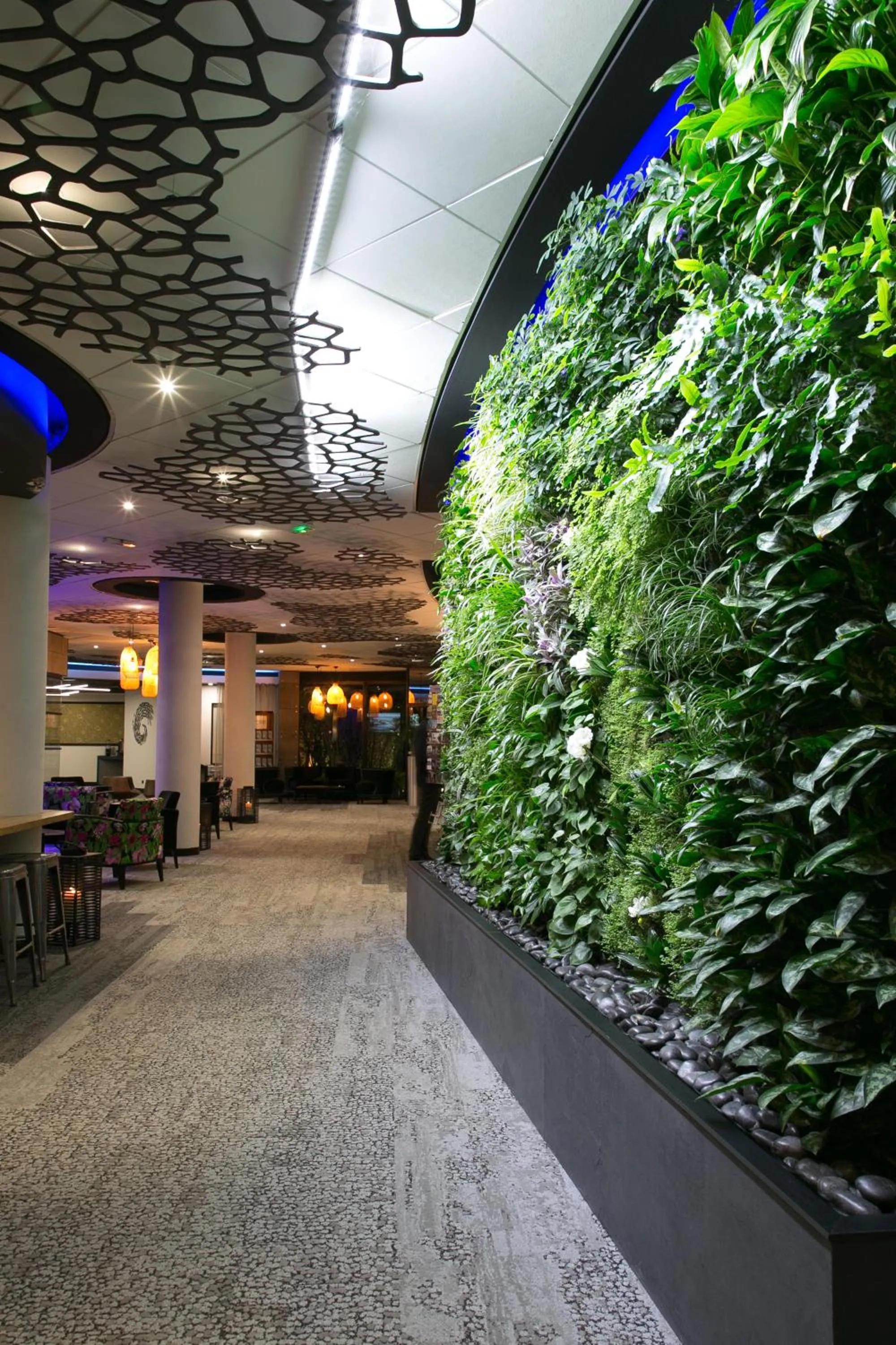 Lobby or reception in Mercure Bordeaux Aéroport