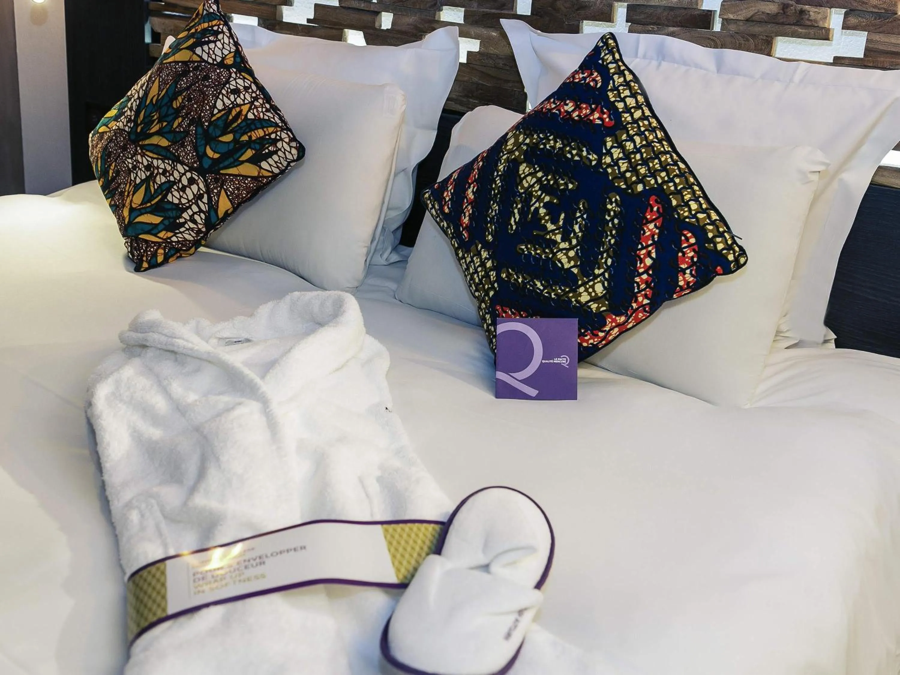 Bedroom, Bed in Mercure Bordeaux Aéroport