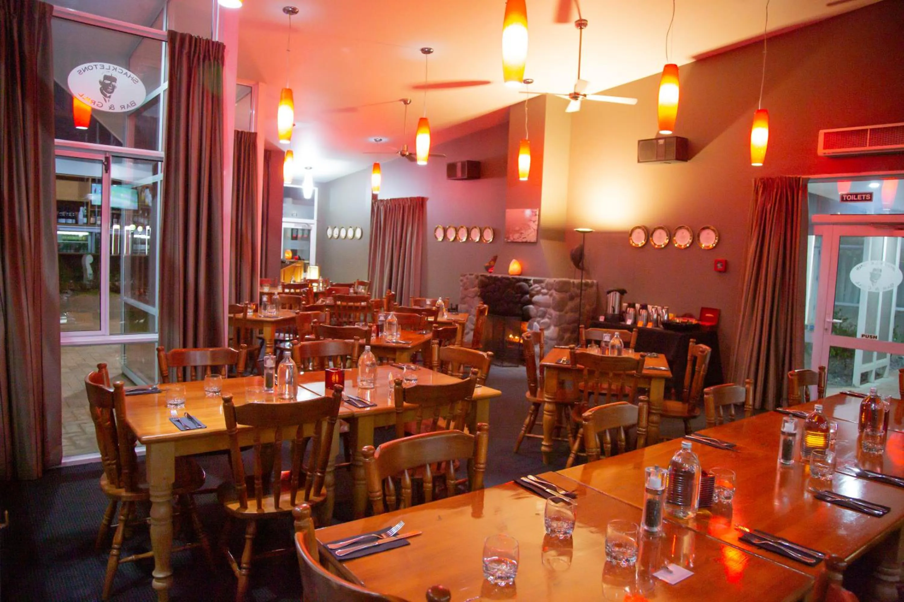 Restaurant/places to eat in Brinkley Resort