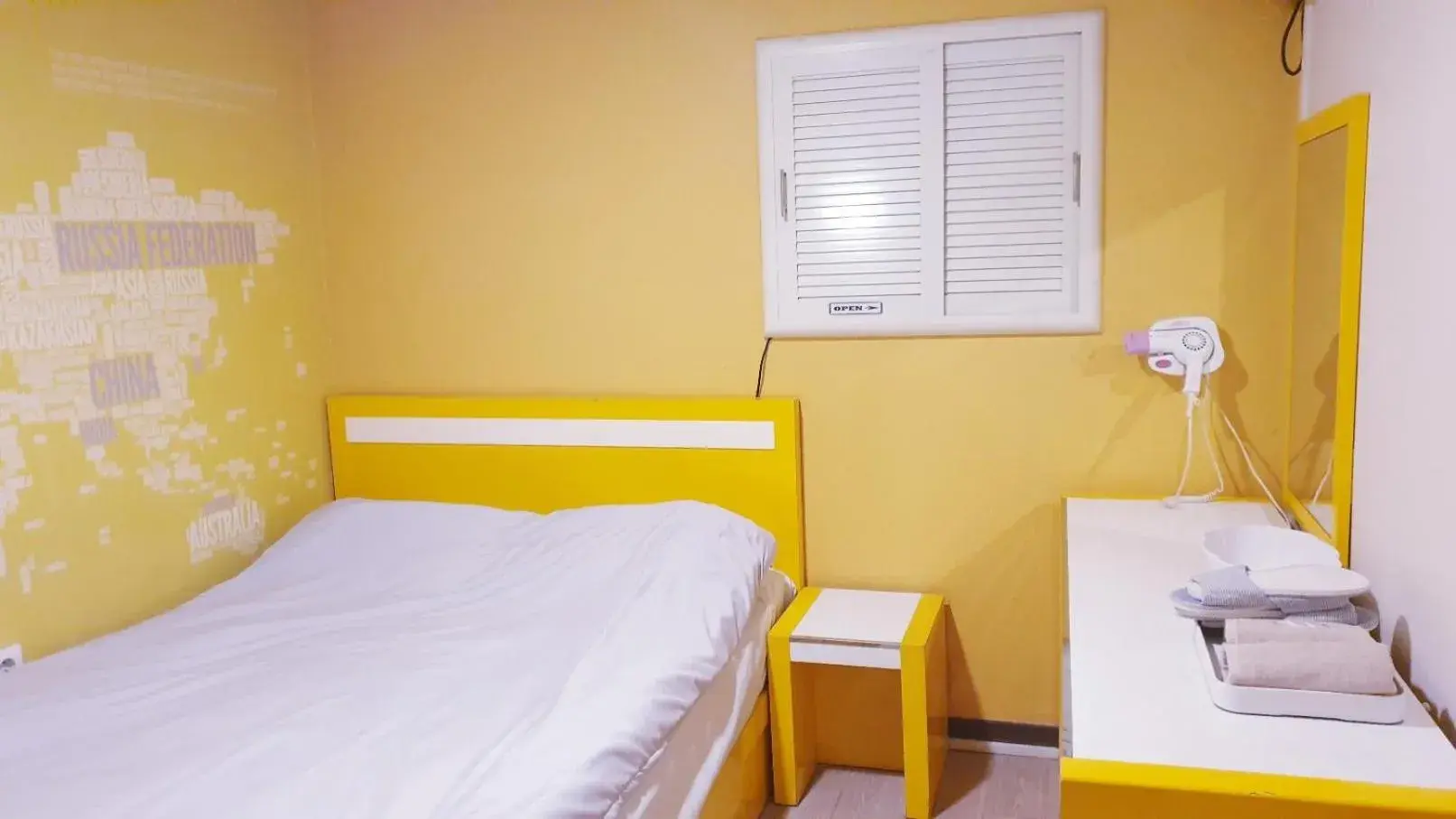 Double Room in OPPA Hostel Sinchon-Hongdae Double Room in OPPA Hostel Sinchon-Hongdae
