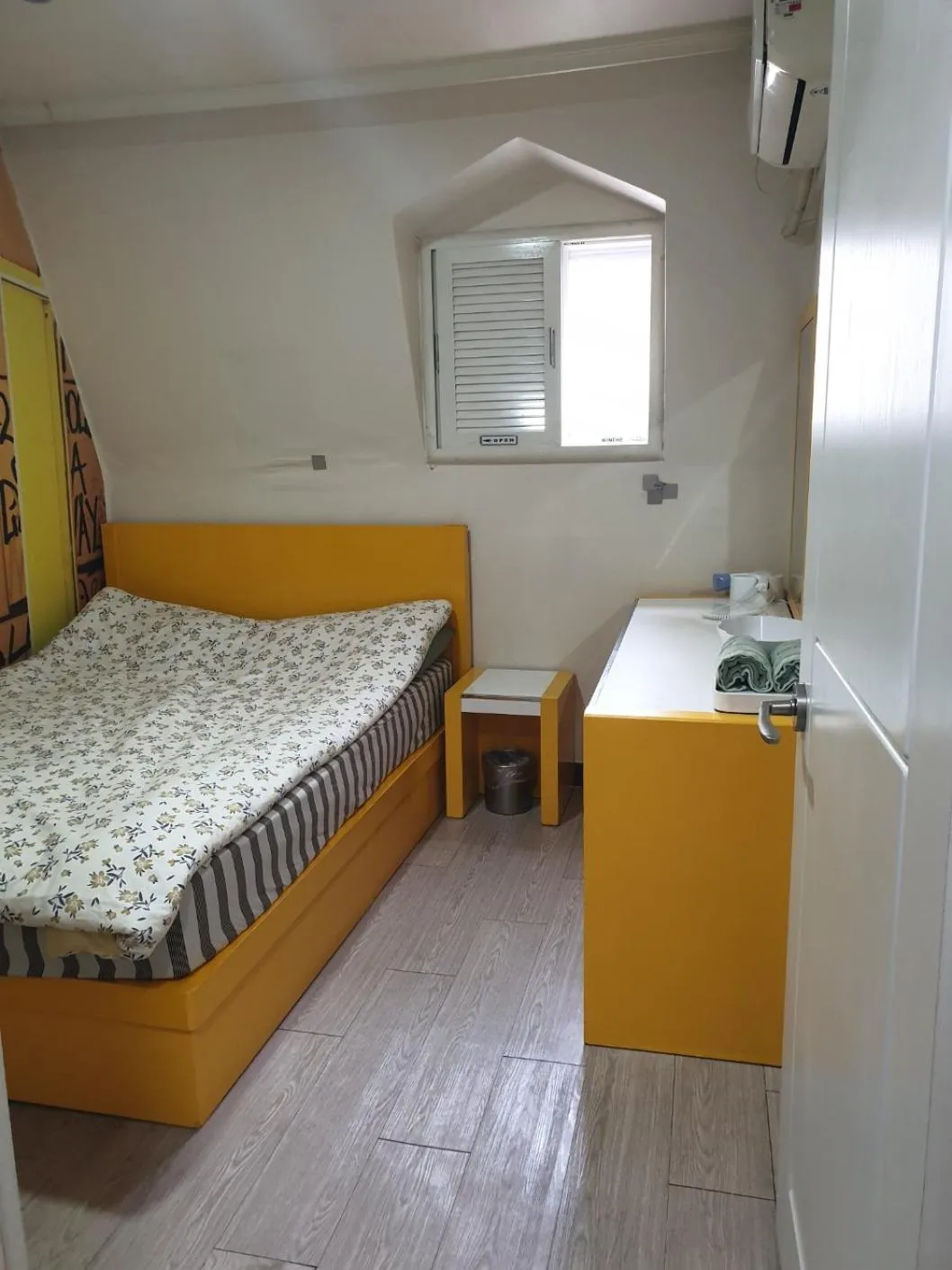 Bed in OPPA Hostel Sinchon-Hongdae