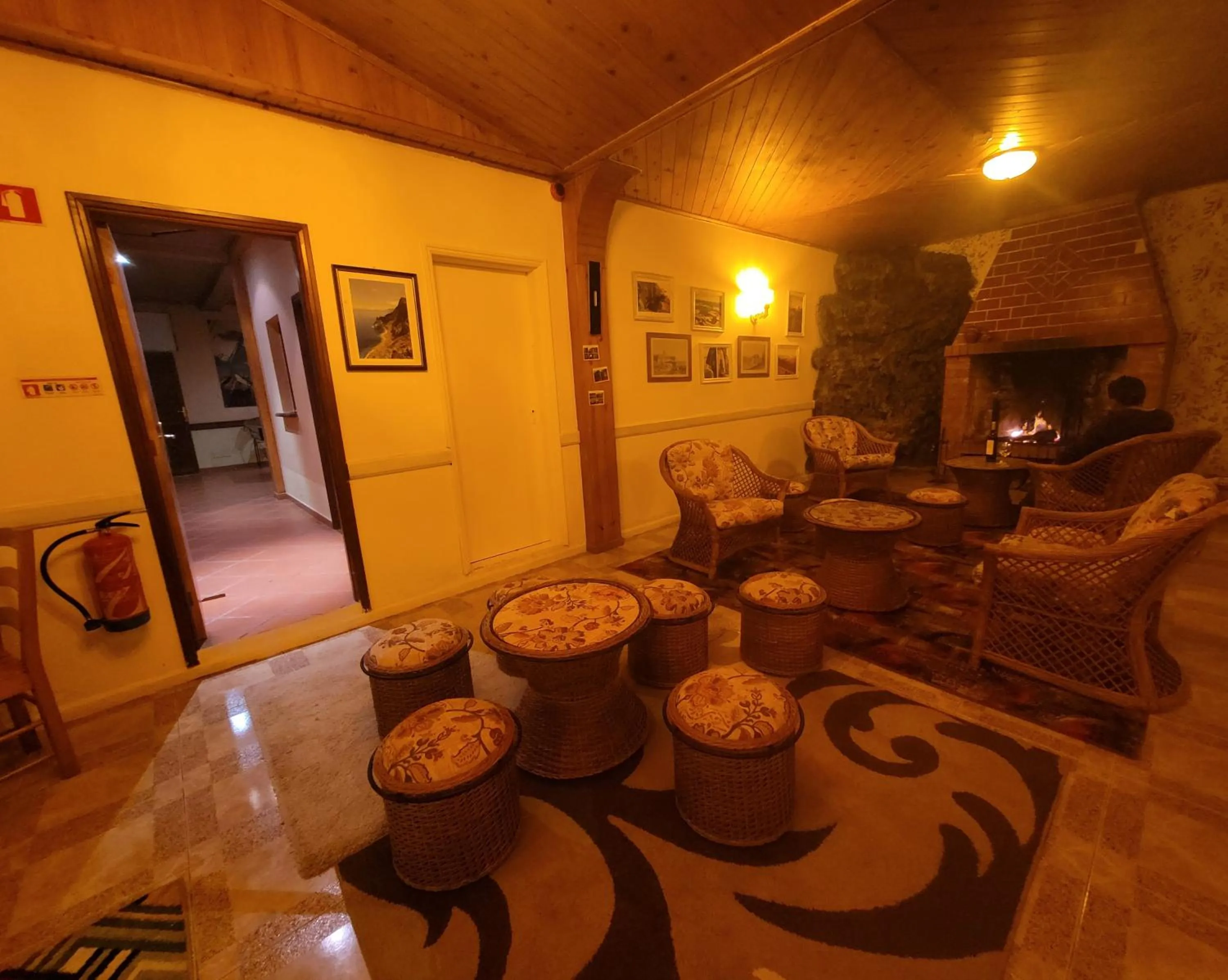 Communal lounge/ TV room in Santana in Nature Bed & Breakfast