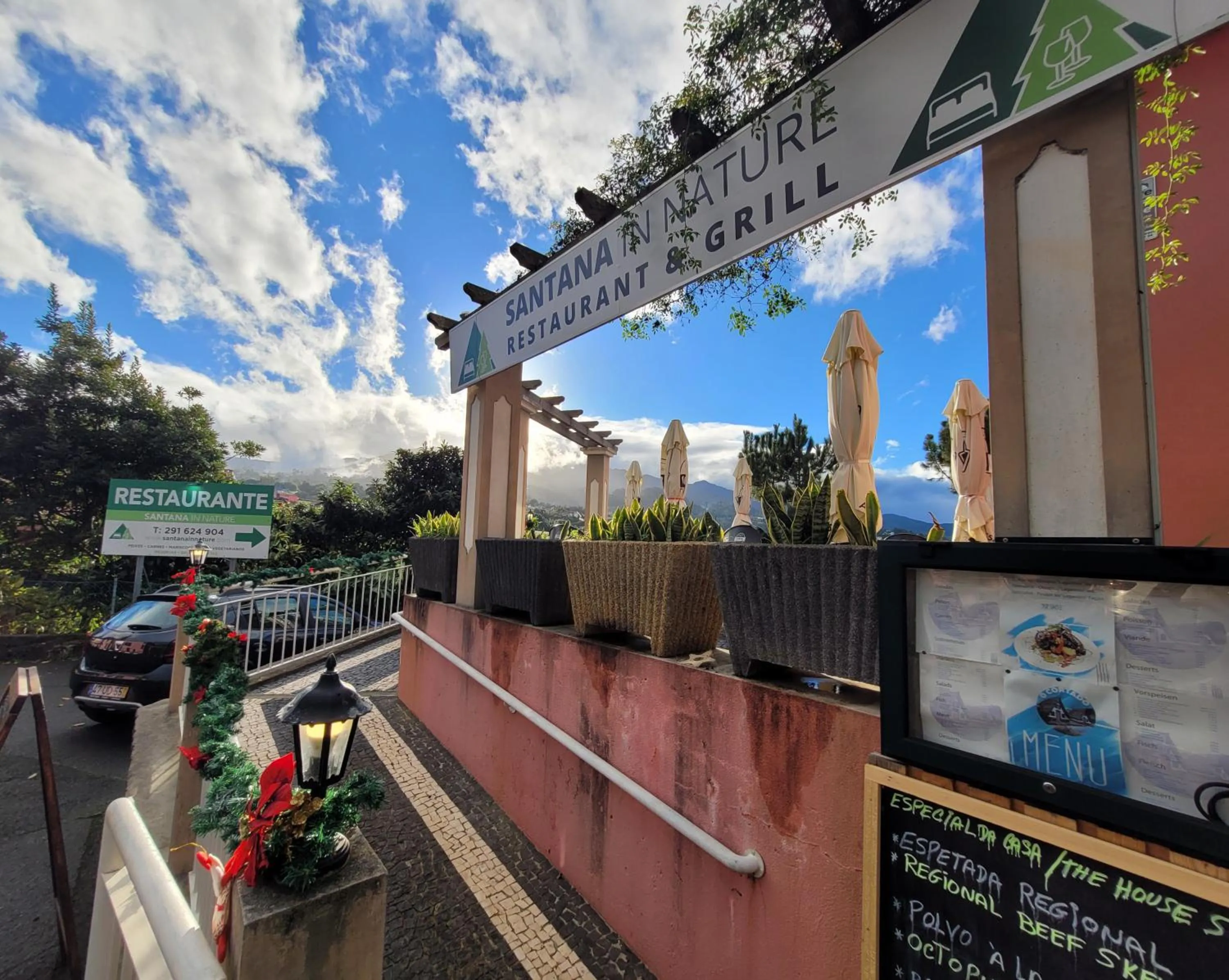 Restaurant/places to eat in Santana in Nature Bed & Breakfast