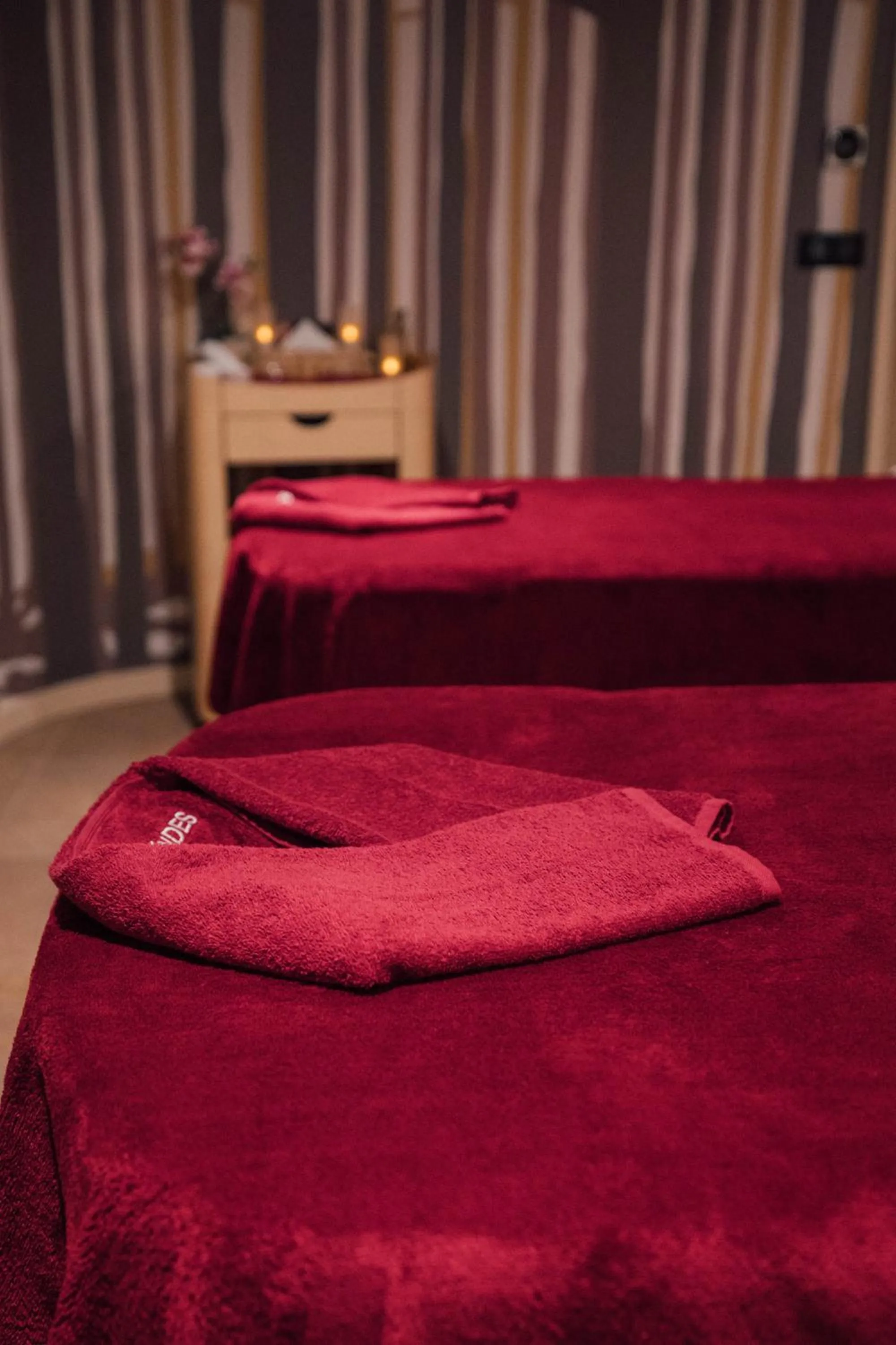Massage, Bed in Lykke Hôtel & Spa Chamonix - ex Mercure