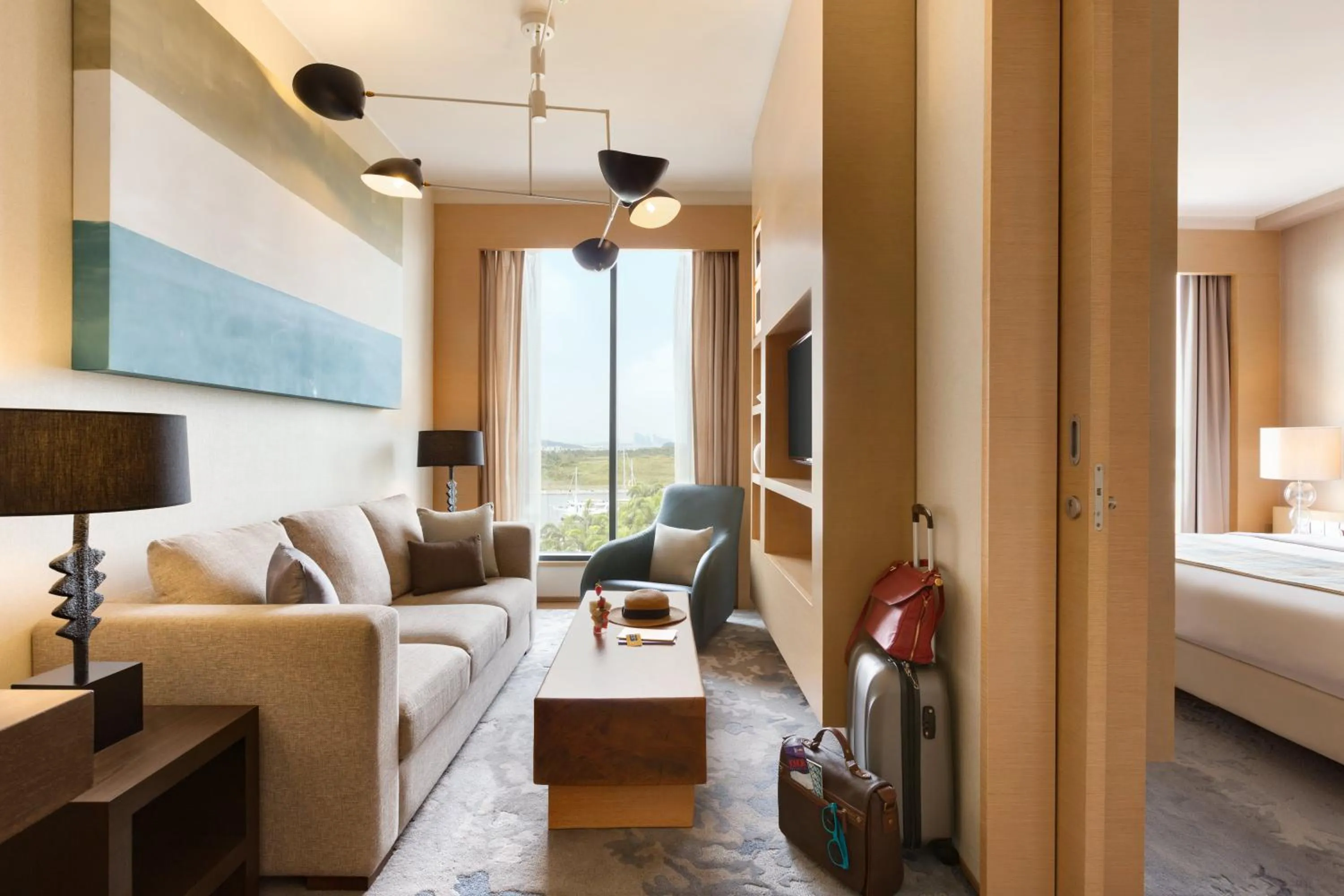 Coffee/tea facilities, Lounge/Bar in JEN Johor Puteri Harbour by Shangri-La