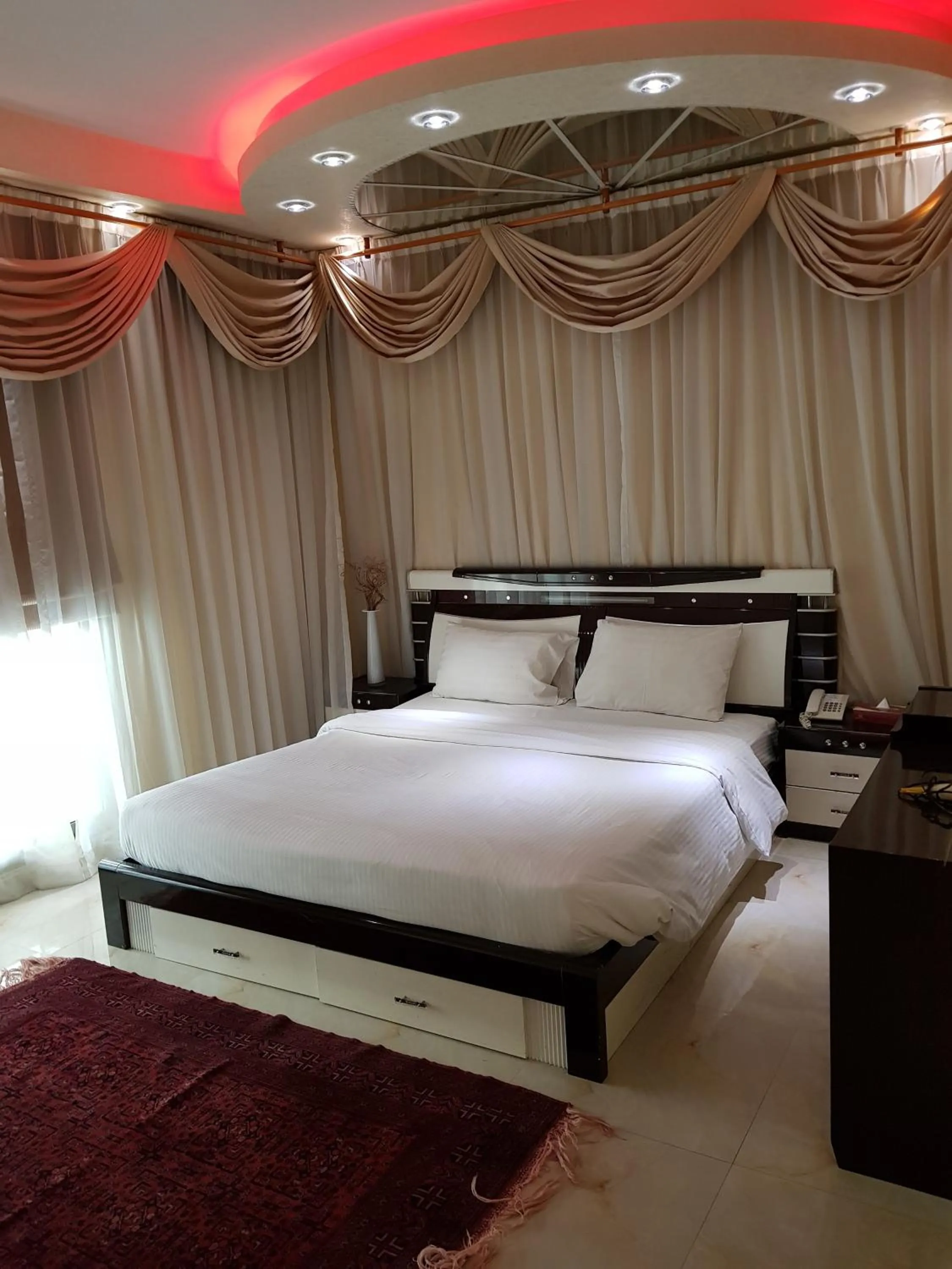Bedroom, Bed in Al Jazeera Hotel Apartments LLC