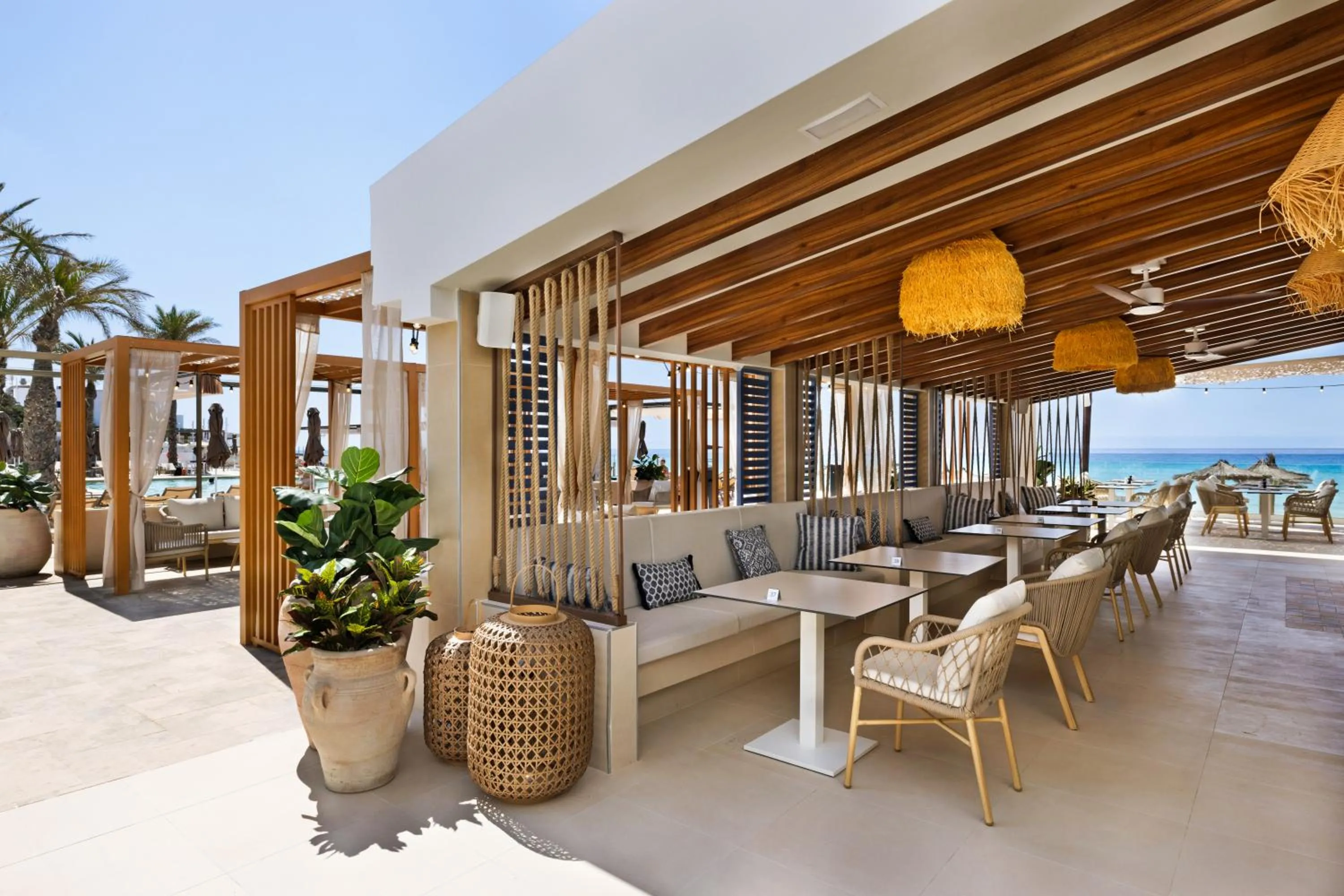 Restaurant/places to eat in Hotel Riu Palace La Mola