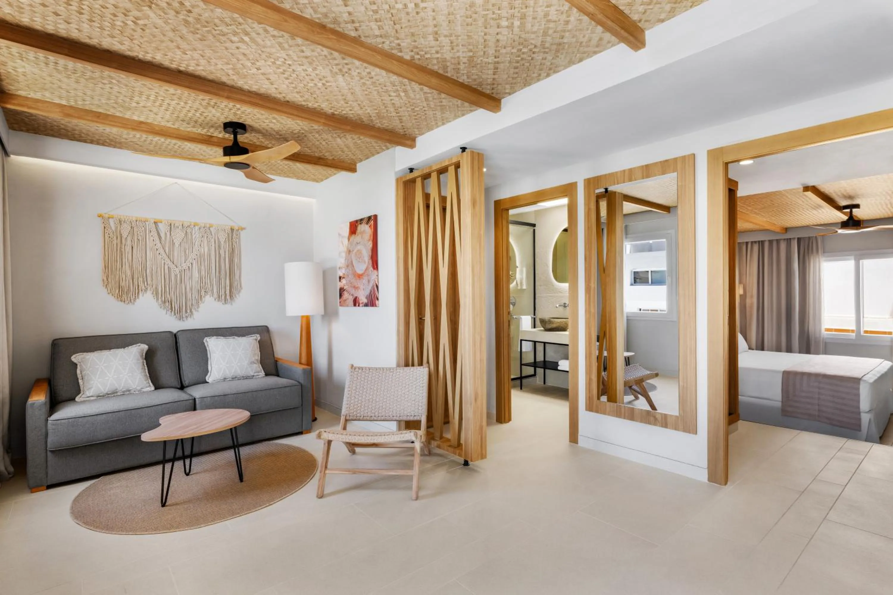 Bed in Hotel Riu Palace La Mola