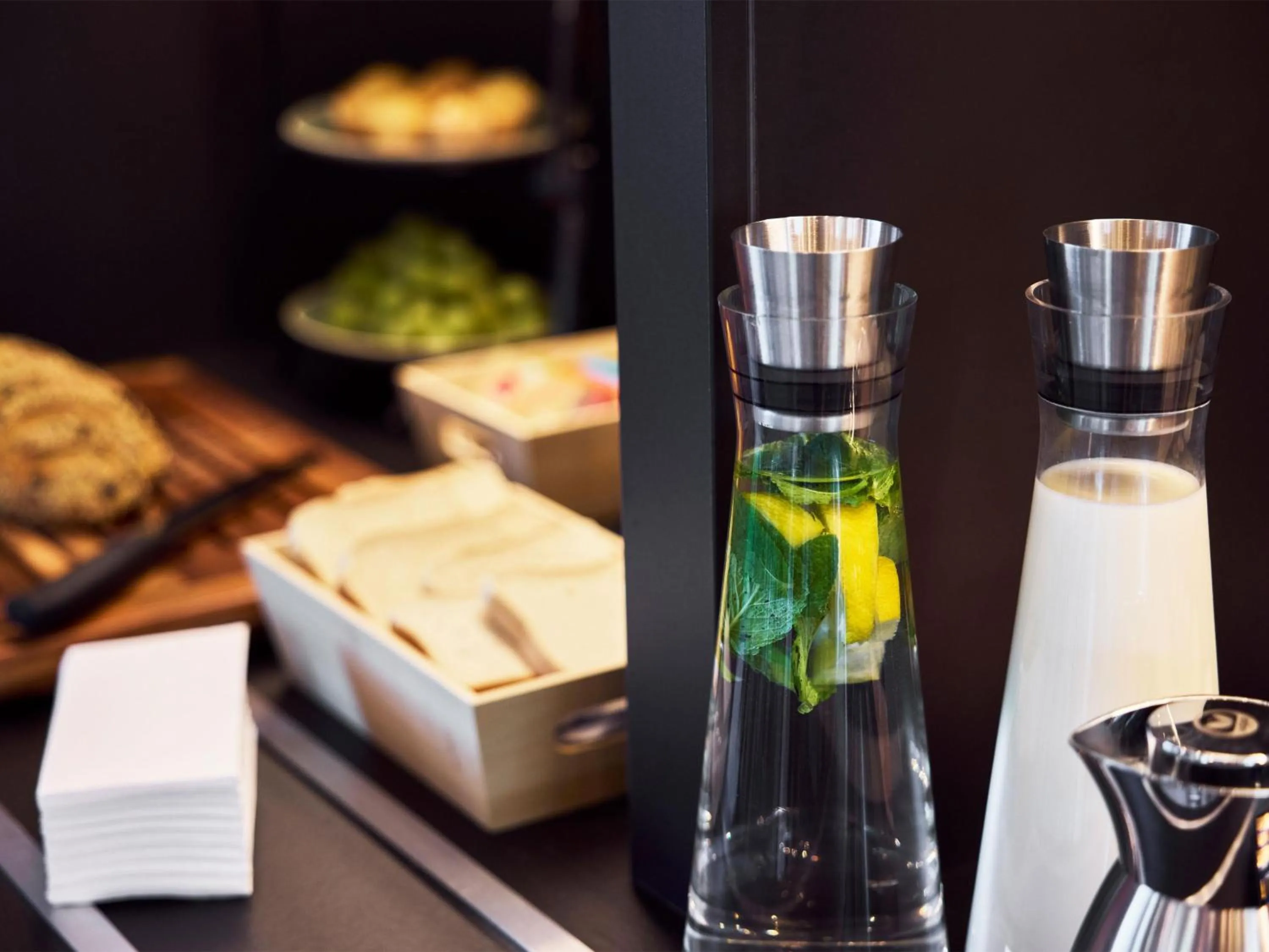 Restaurant/places to eat in B&B HOTEL Wiesbaden-Hbf