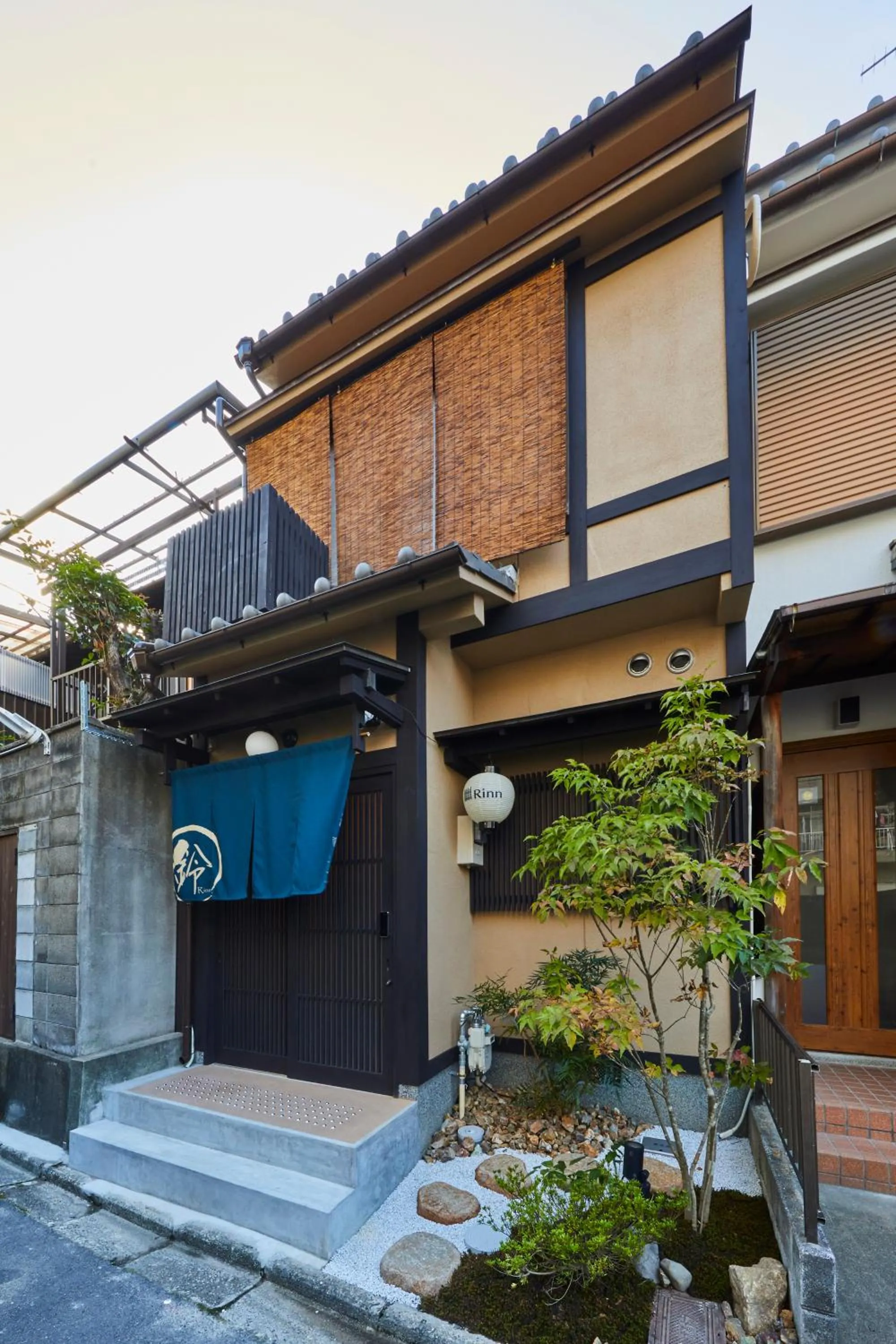 Facade/entrance in Rinn Tsukinuke