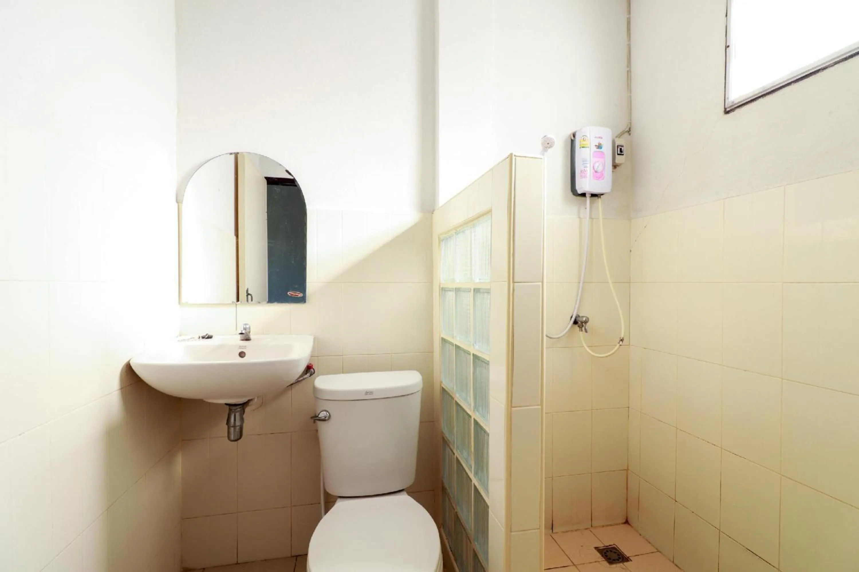 Bathroom in Dnk Baan Suan