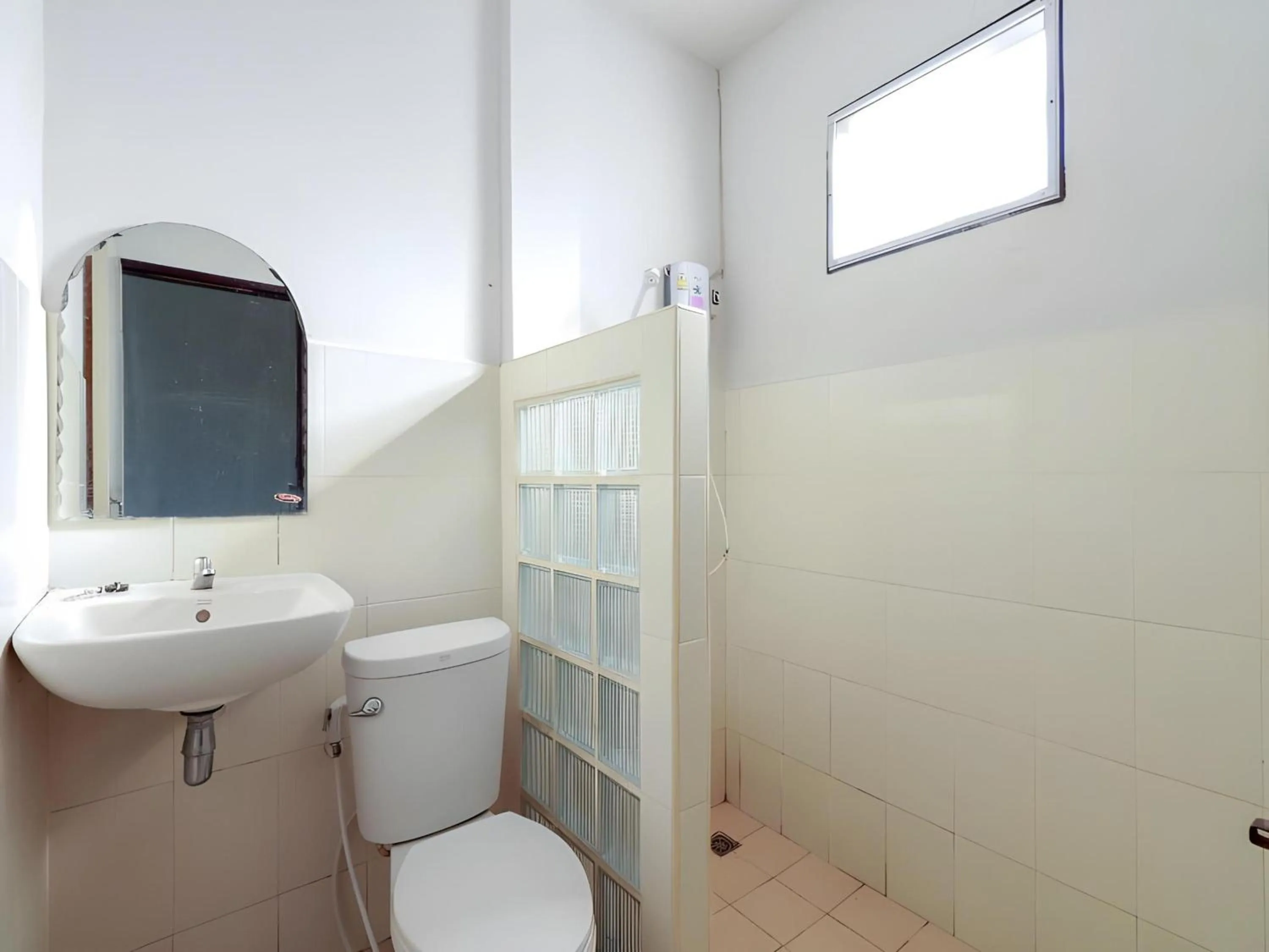 Bathroom in Dnk Baan Suan