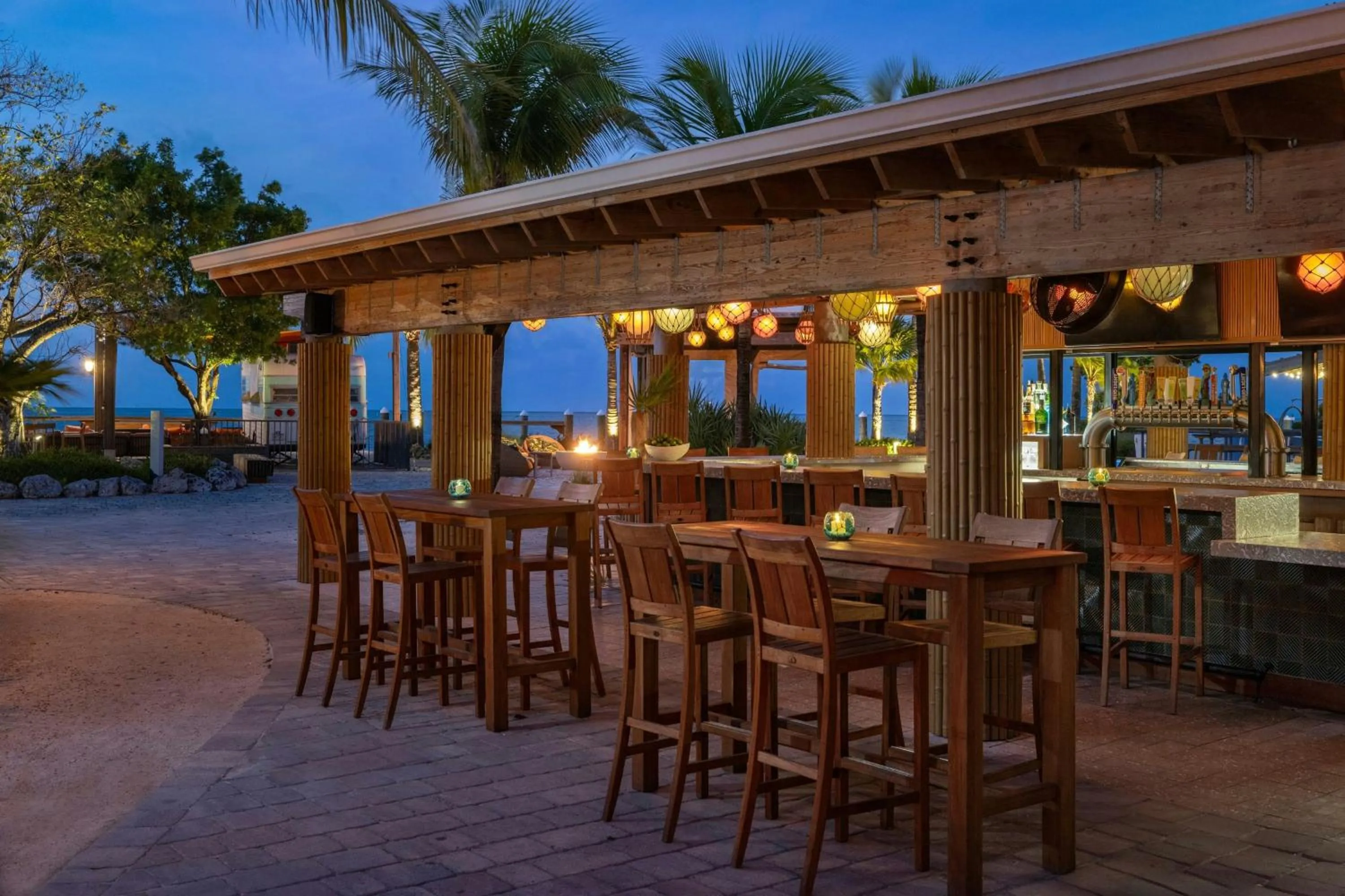 Lounge or bar in Three Waters Resort and Marina, Islamorada, a Tribute Portfolio Resort