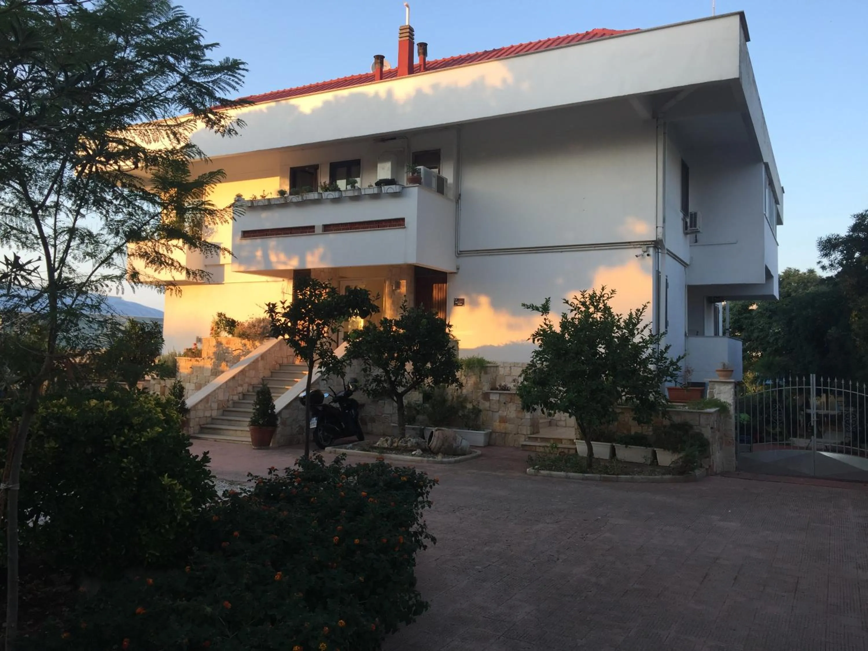 Facade/entrance in La Casa di Emanuella - Rooms & International Suites