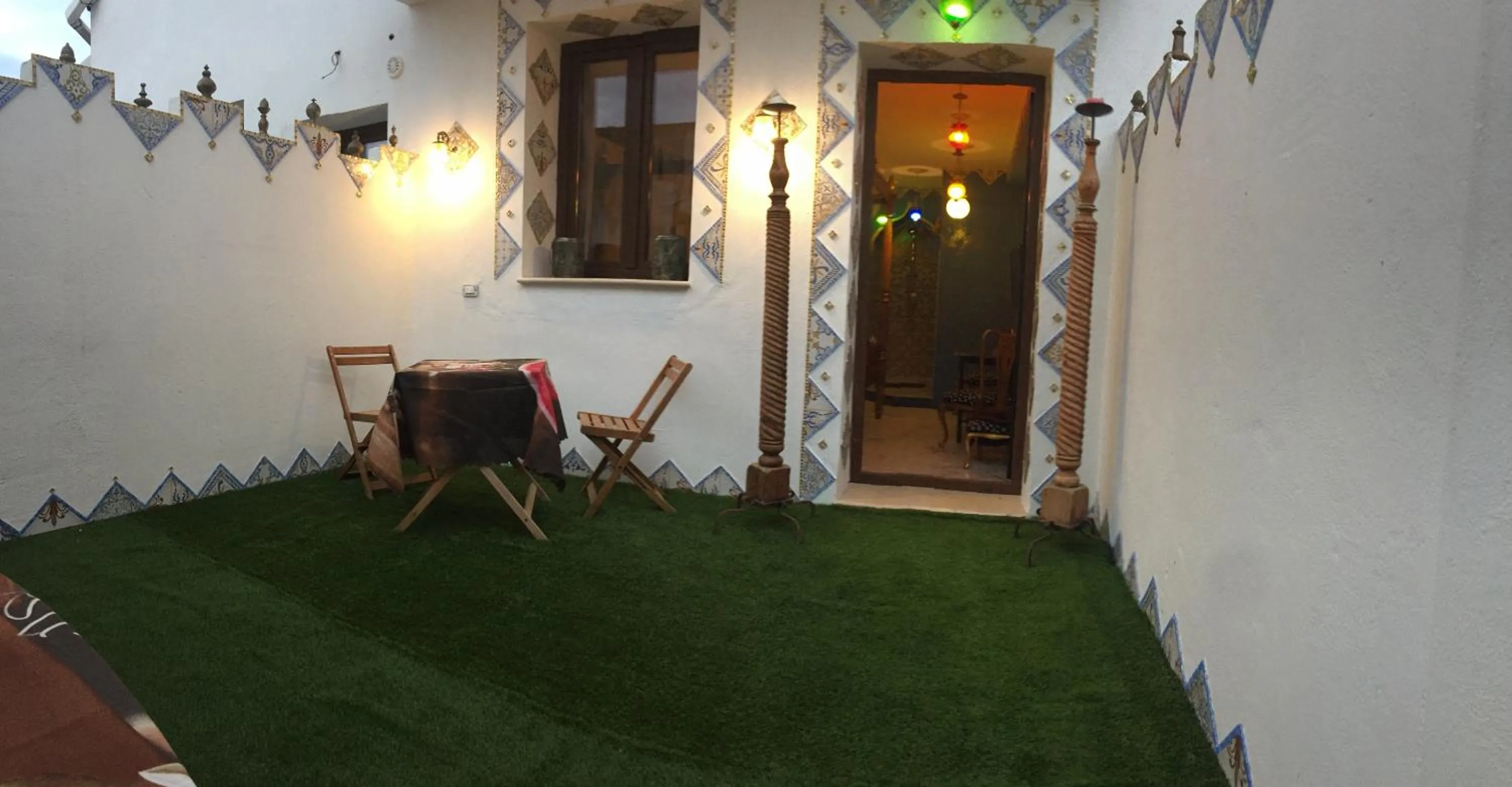 Patio in La Casa di Emanuella - Rooms & International Suites