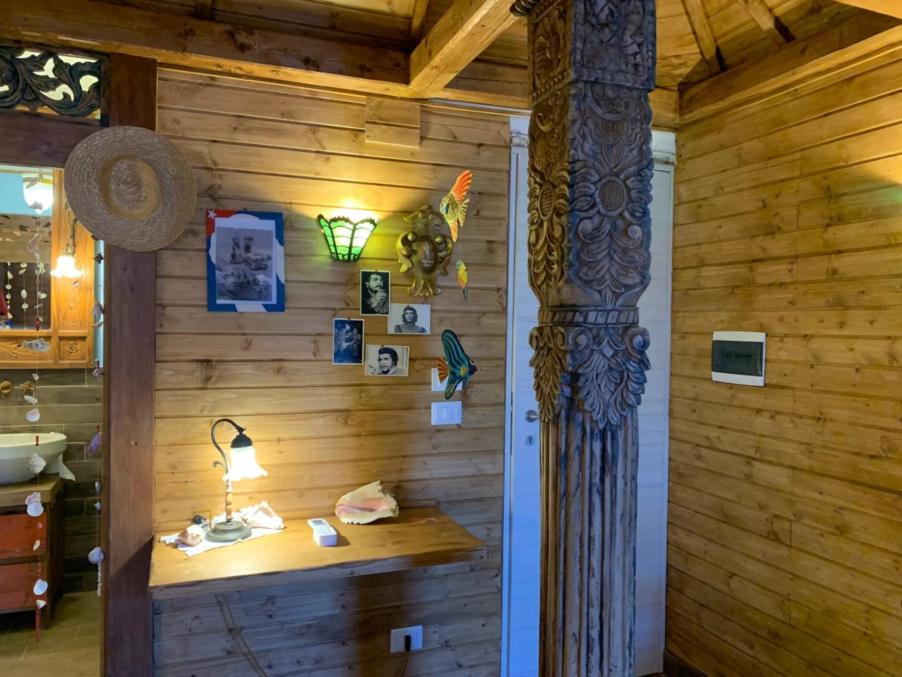 Photo of the whole room in La Casa di Emanuella - Rooms & International Suites