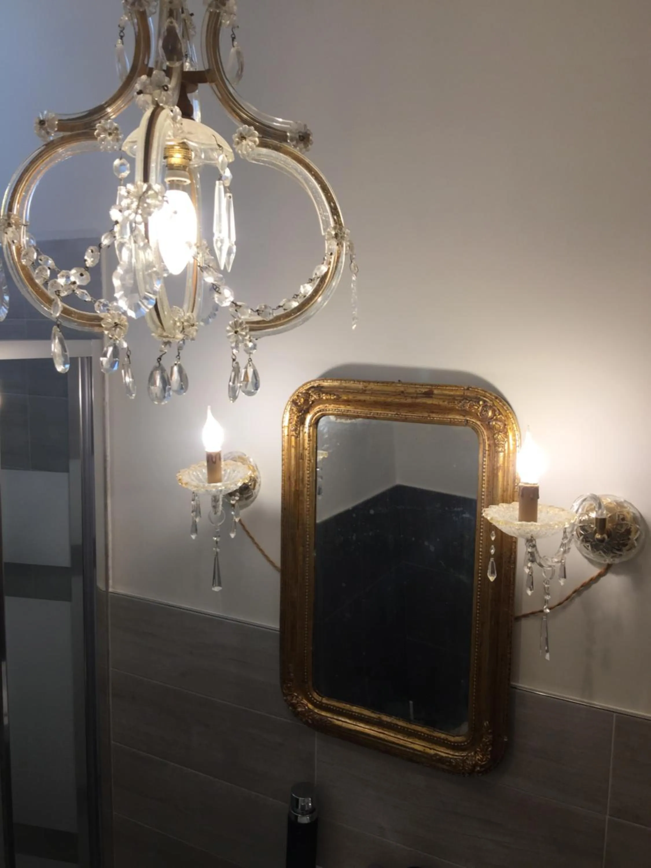 Bathroom in La Casa di Emanuella - Rooms & International Suites