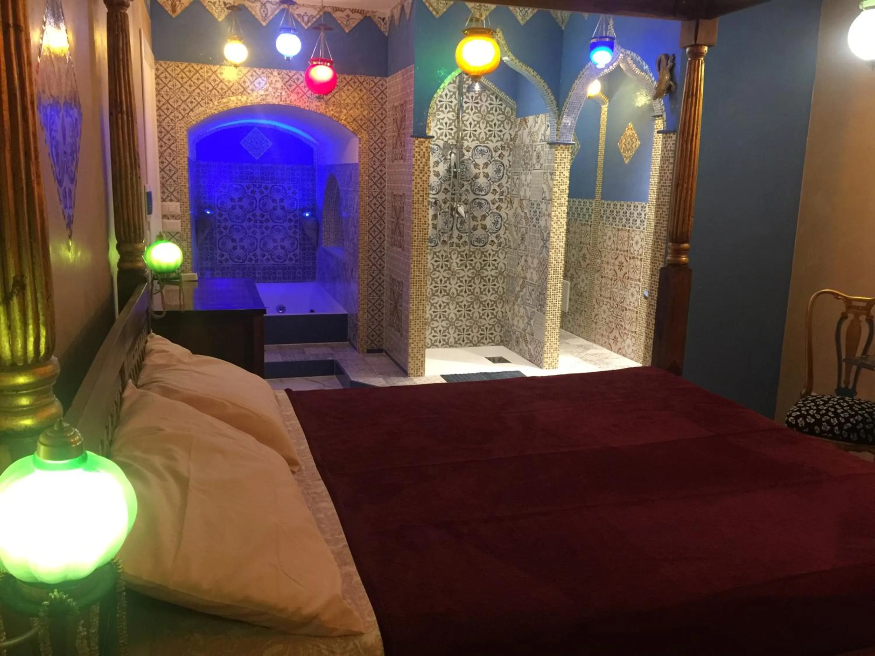 Photo of the whole room, Bed in La Casa di Emanuella - Rooms & International Suites