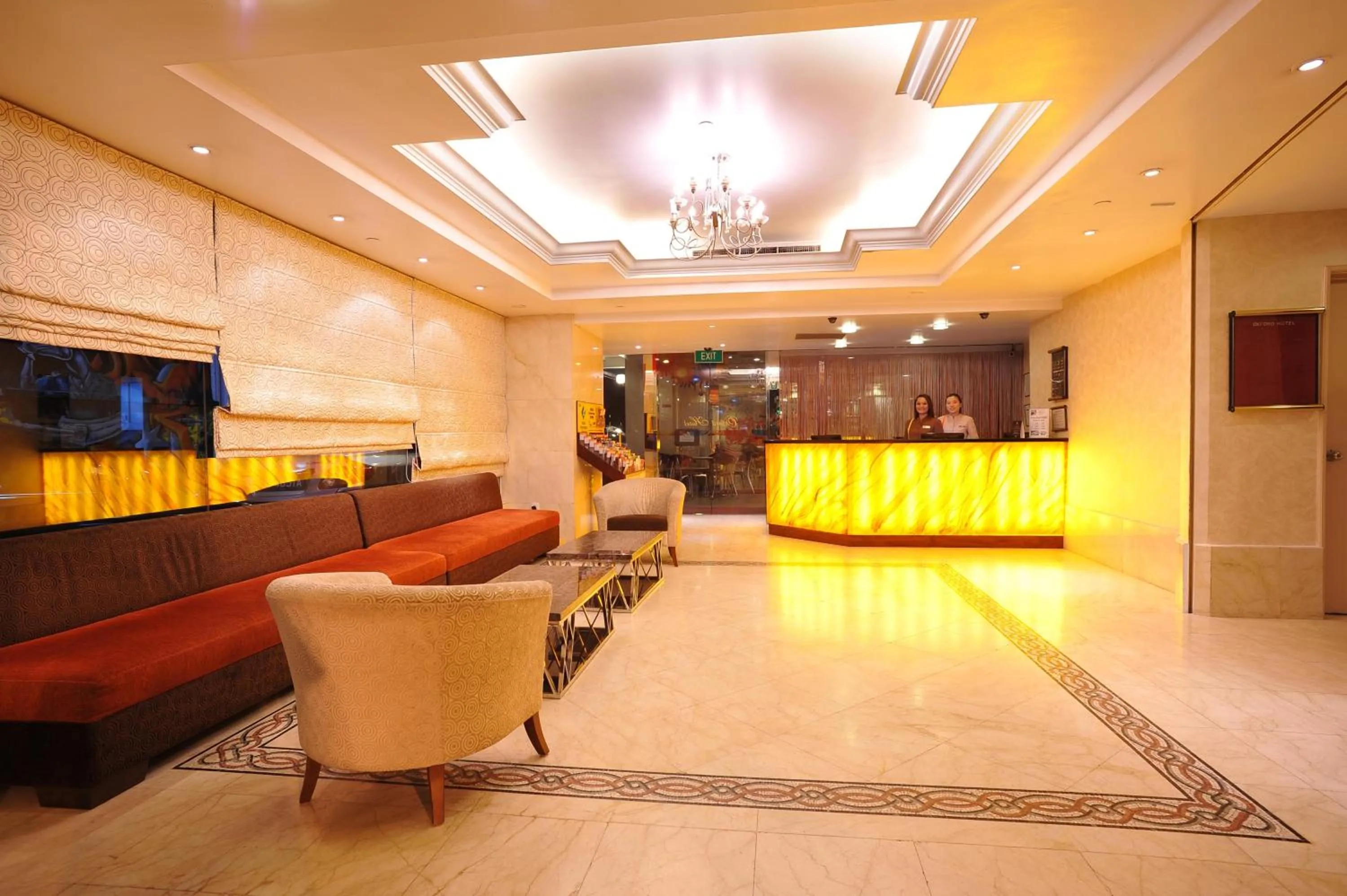 Lobby or reception in Oxford Hotel