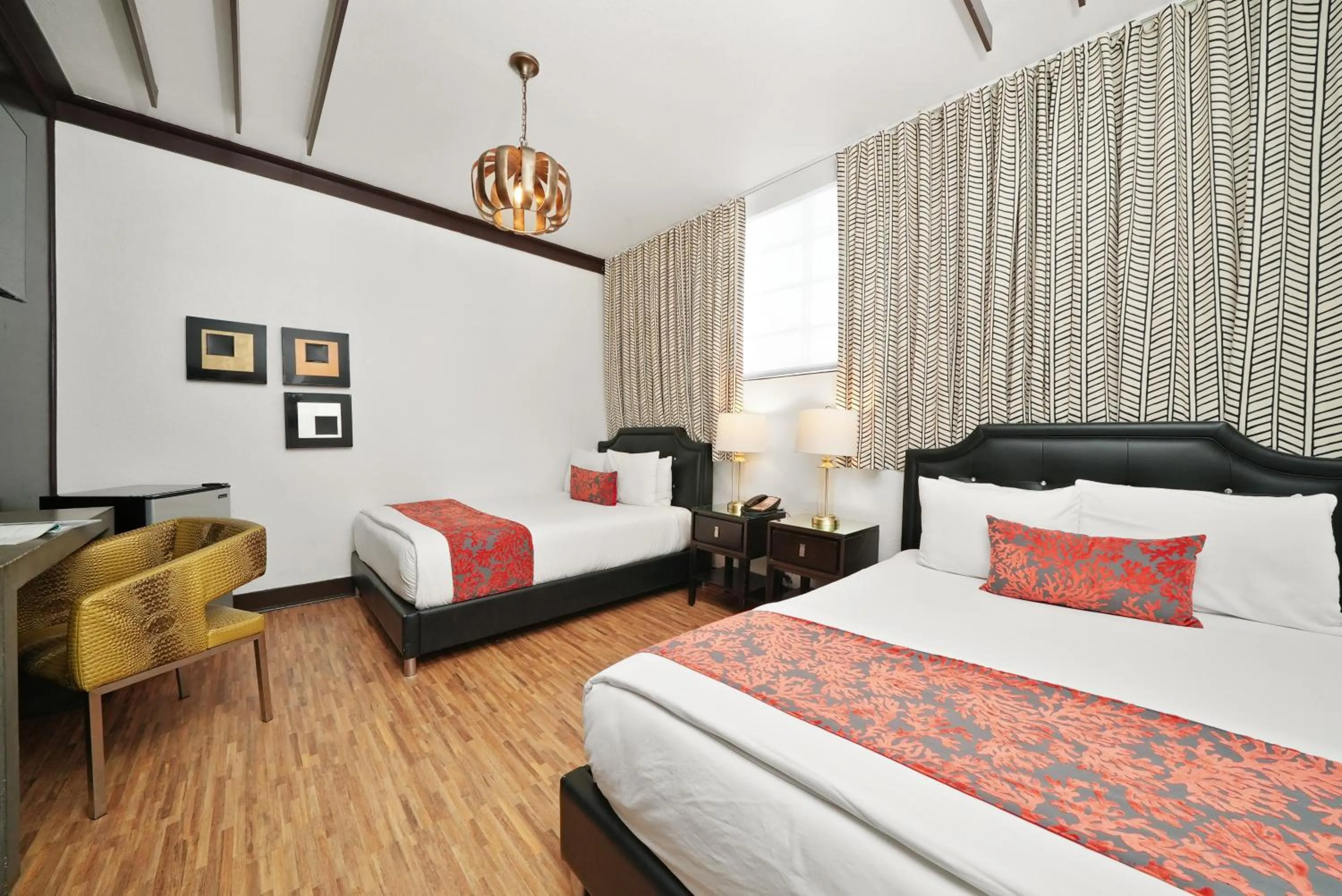 Bed in Hotel Chelsea