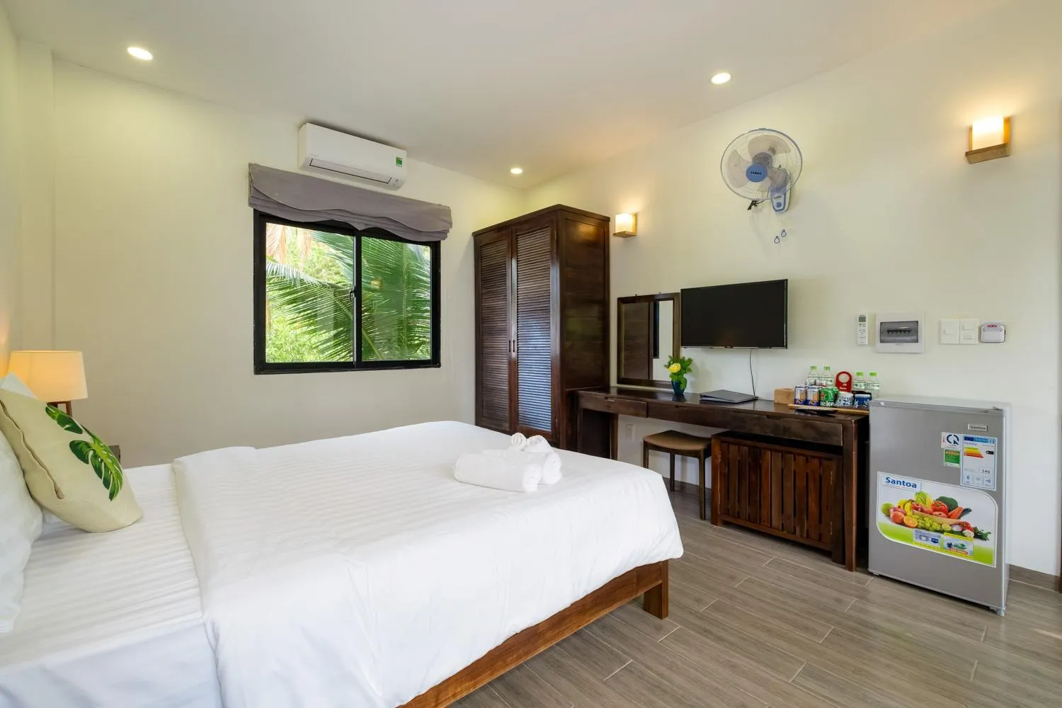 Photo of the whole room, Bed in Melica Resort Phu Quoc