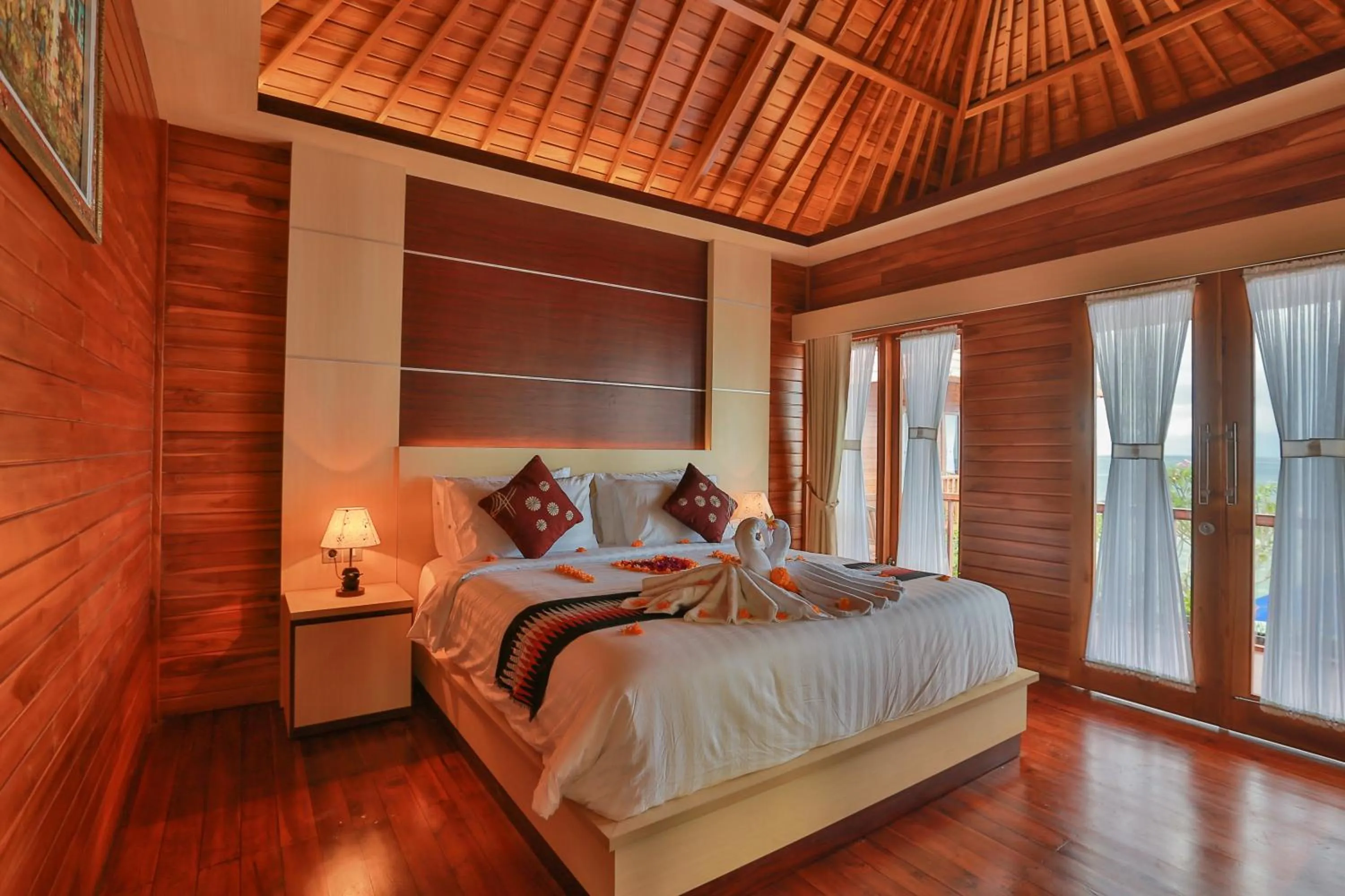 Bed in Sunrise Cottage