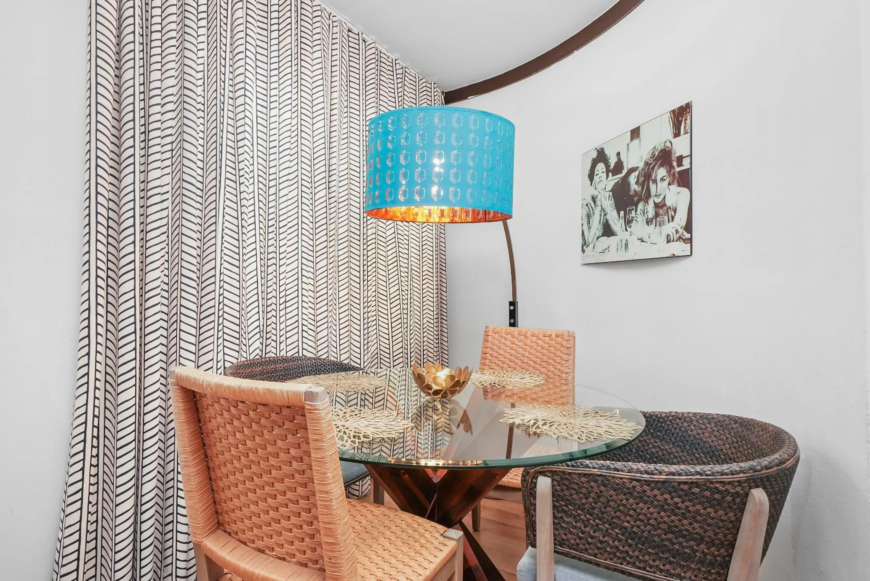 Seating area in Metropole Suites South Beach